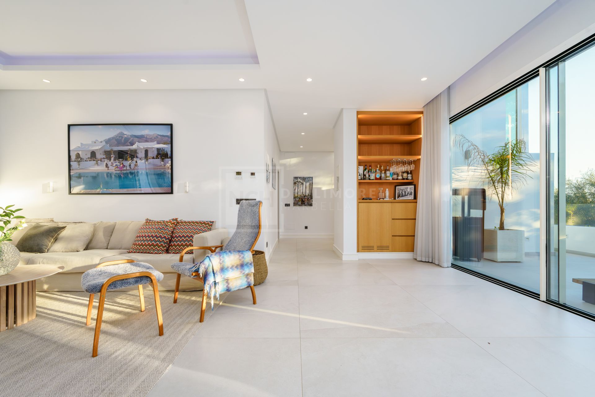 RENOVATED 6-BEDROOM HAVEN WITH HEATED SALTWATER POOL IN THE GOLF VALLEY