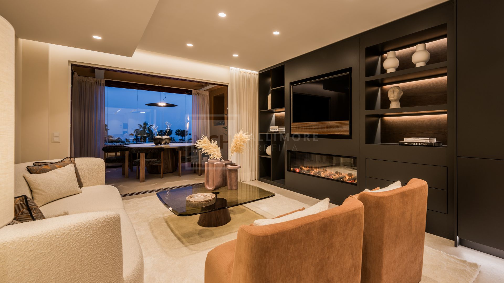 FULLY REFURBISHED 3-BEDROOM APARTMENT ON THE NEW GOLDEN MILE