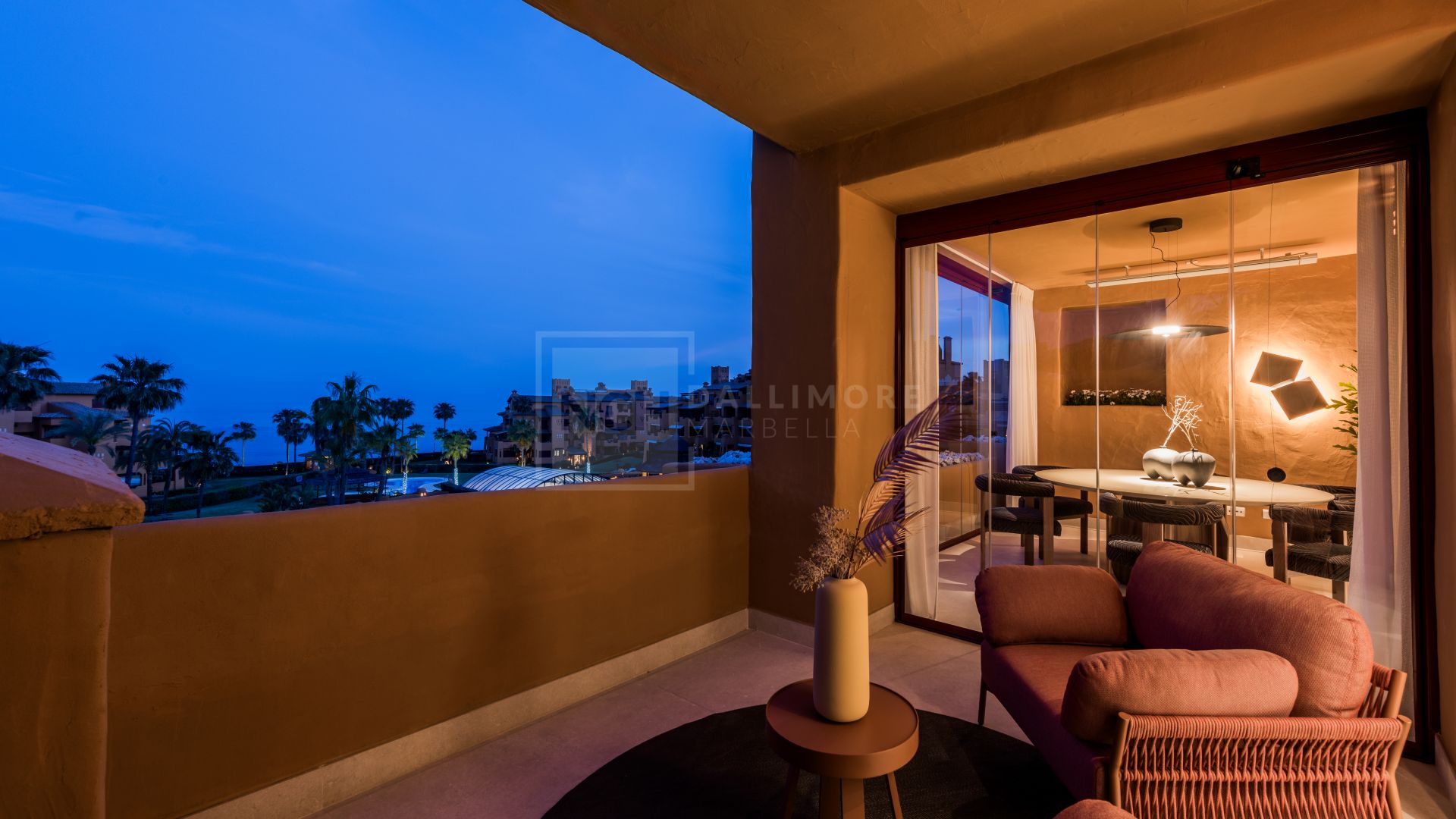 FULLY REFURBISHED 3-BEDROOM APARTMENT ON THE NEW GOLDEN MILE