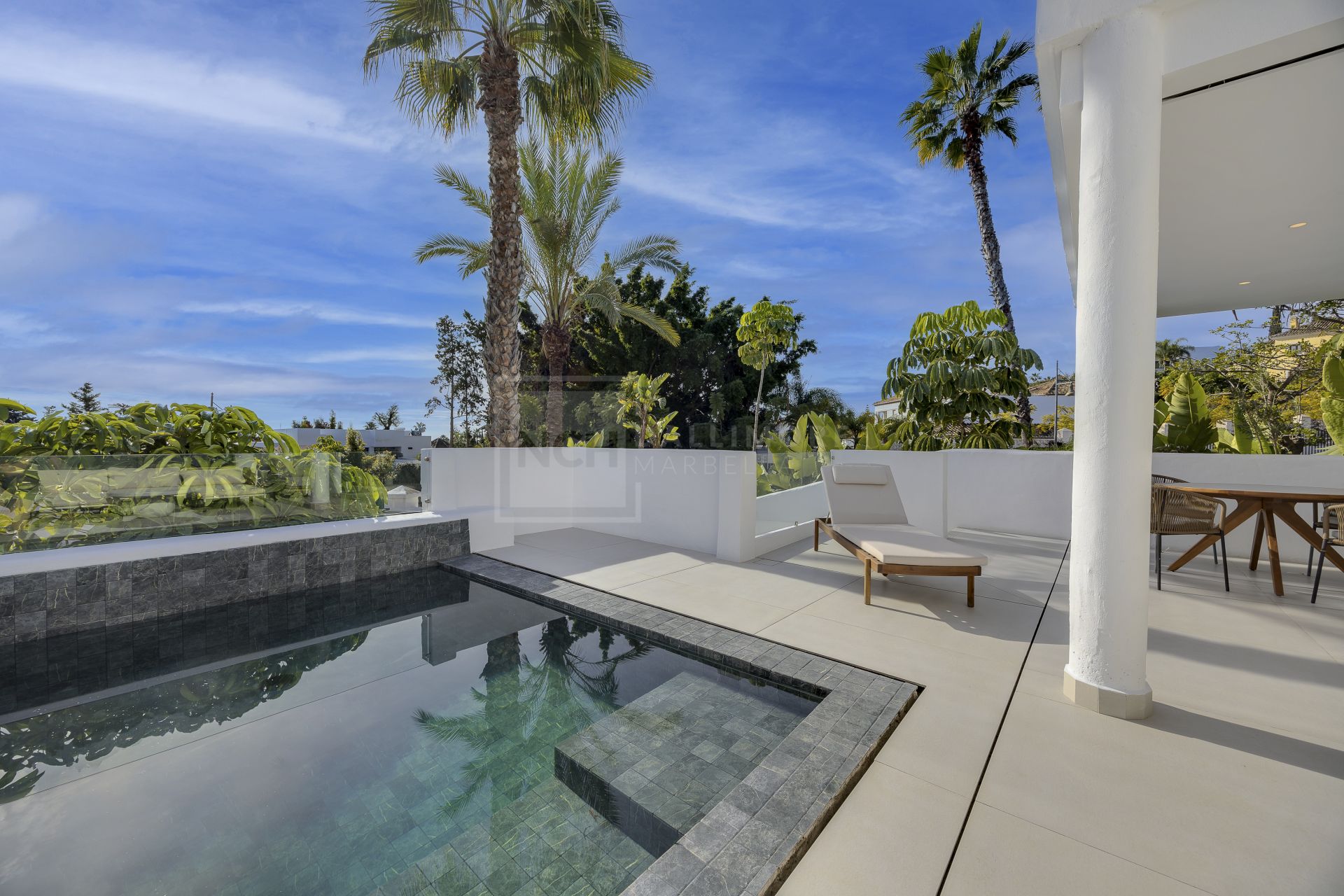 STUNNING 3-BEDROOM PENTHOUSES & 4-BEDROOM TOWNHOUSES IN A GATED COASTAL COMMUNITY