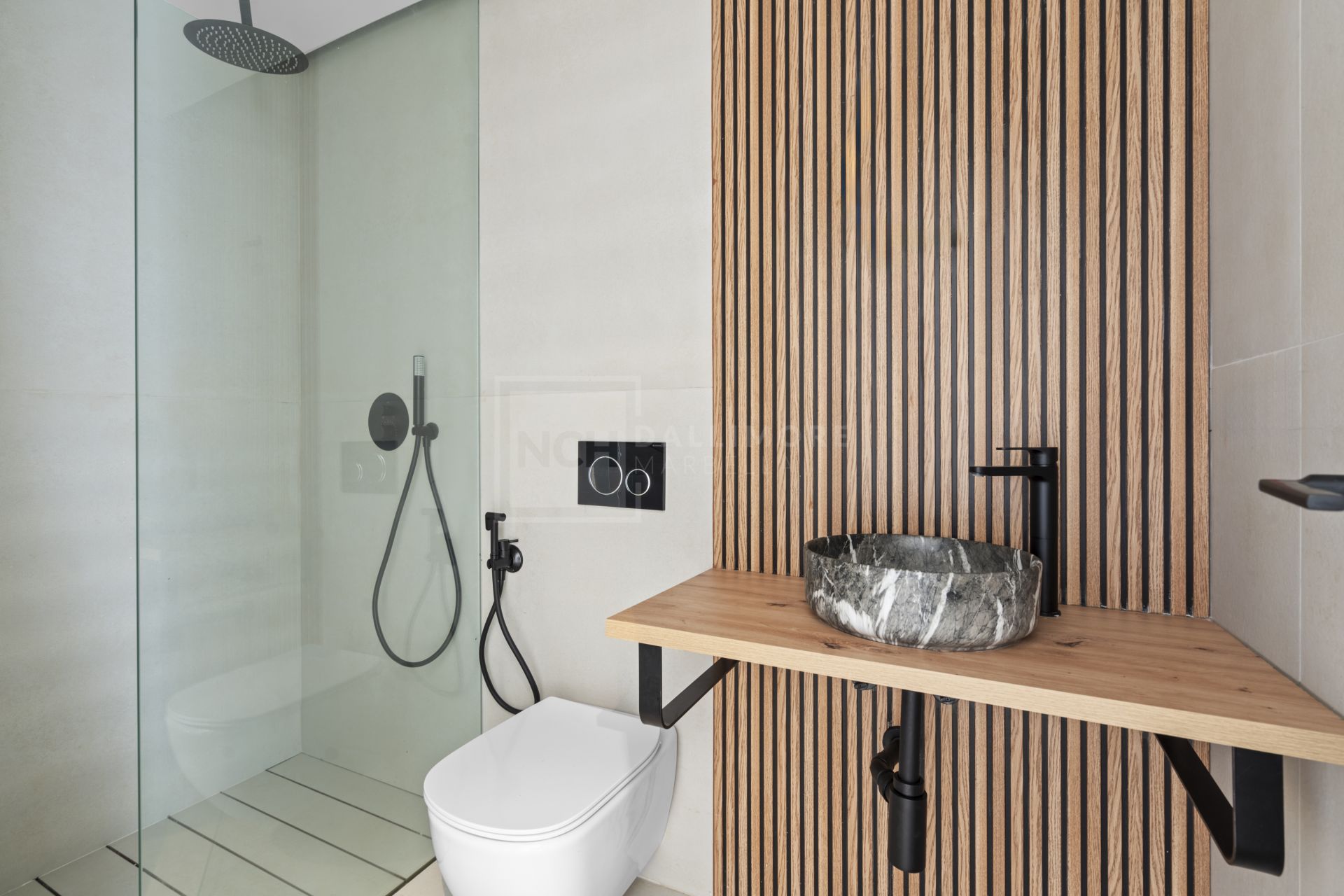 STUNNING 3-BEDROOM PENTHOUSES & 4-BEDROOM TOWNHOUSES IN A GATED COASTAL COMMUNITY