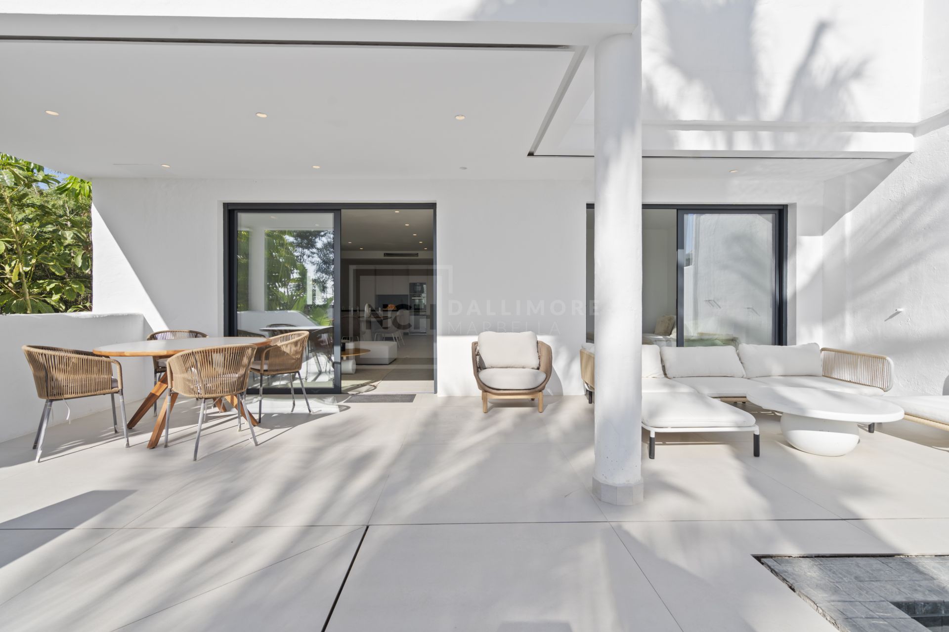 STUNNING 3-BEDROOM PENTHOUSES & 4-BEDROOM TOWNHOUSES IN A GATED COASTAL COMMUNITY