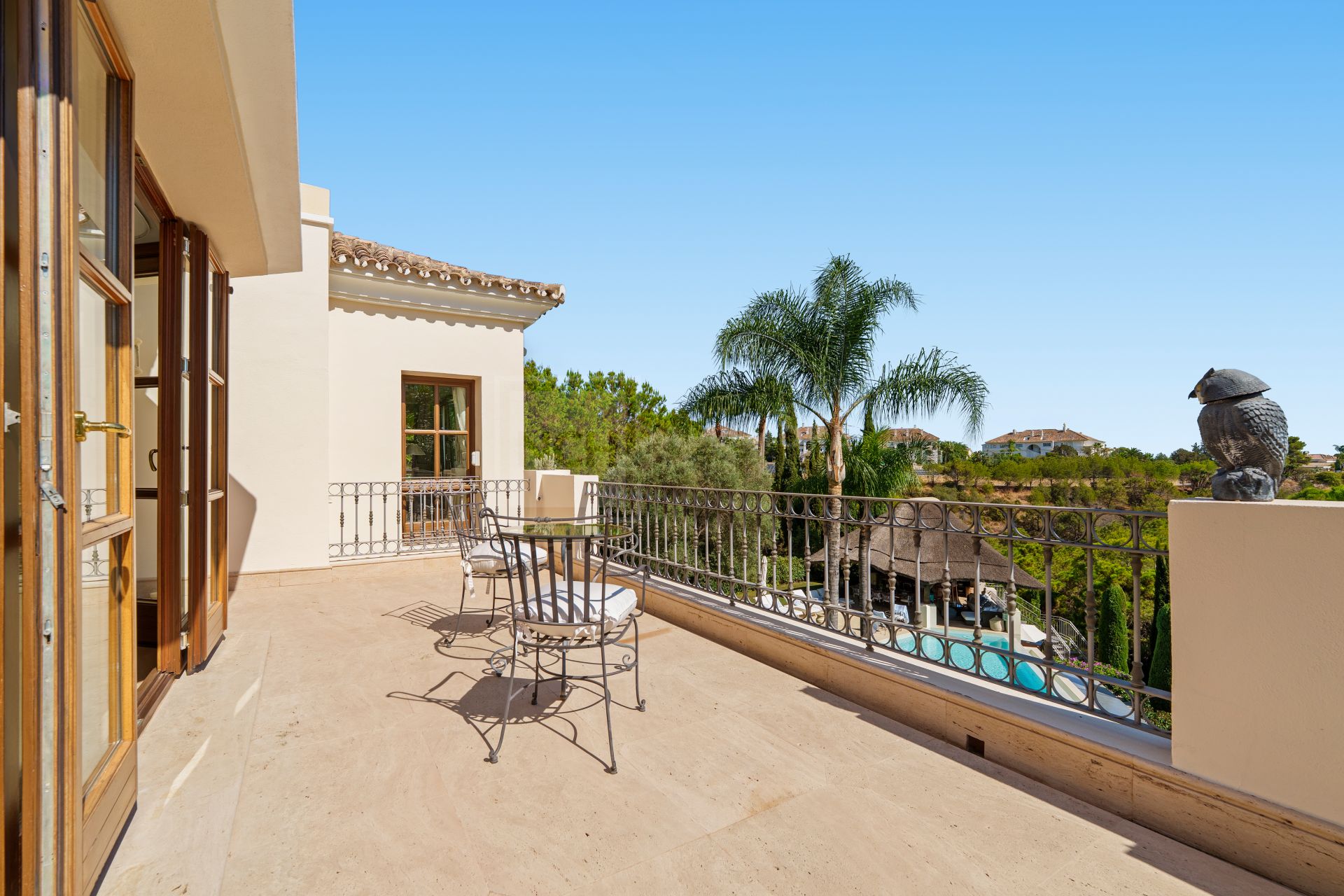 SIX-BEDROOM ANDALUSIAN VILLA WITH PANORAMIC VIEWS ON THE GOLDEN MILE