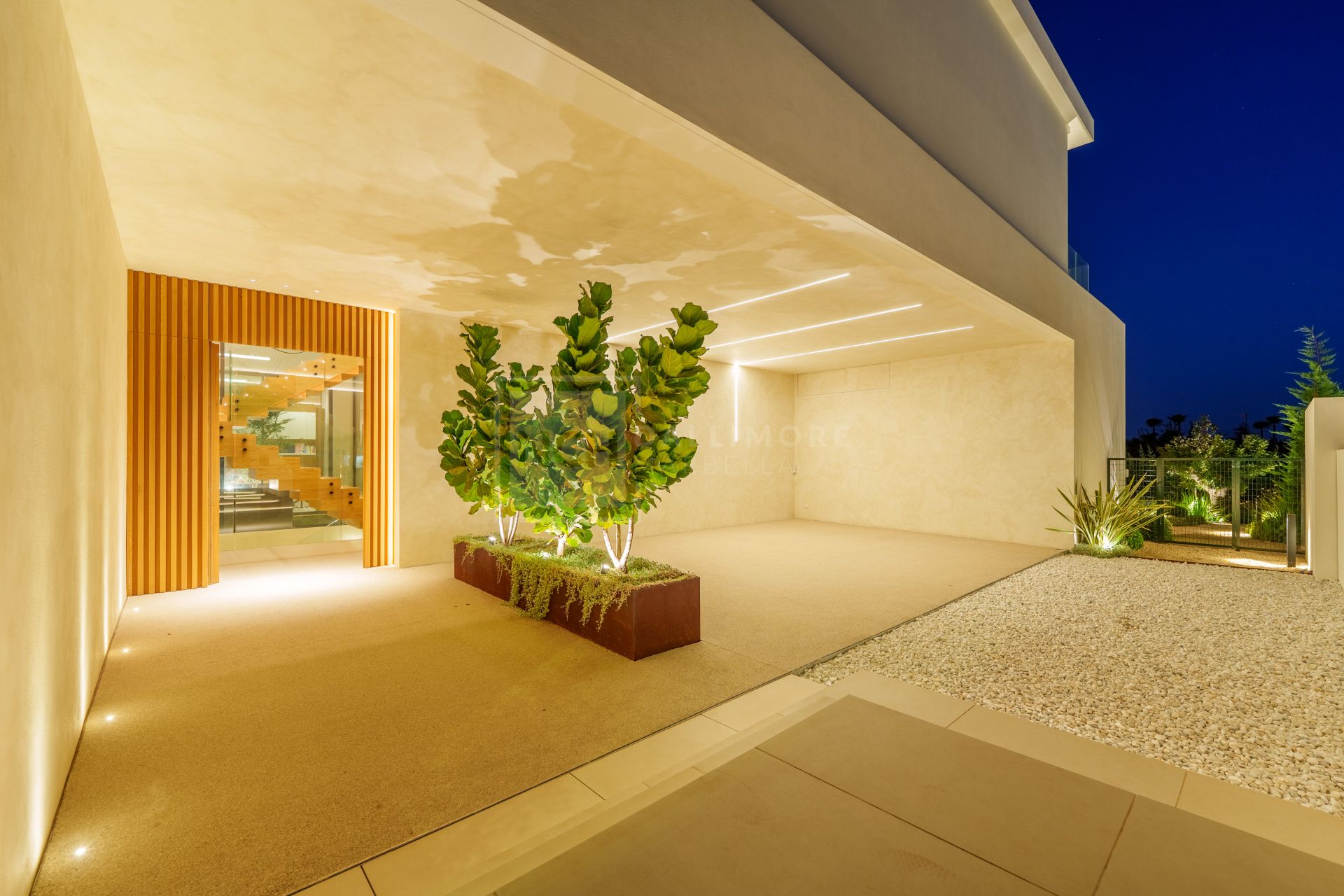 VILLA DE 6 DORMITORIOS CON CERTIFICACIÓN ENERGÉTICA A, SUELO RADIANTE, SISTEMA KNX Y PISCINA DE AGUA SALADA