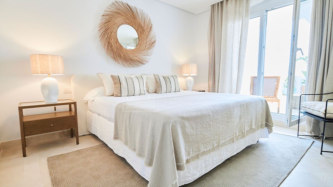 2-BEDROOM FULLY FURNISHED PENTHOUSE IN NUEVA ANDALUCIA