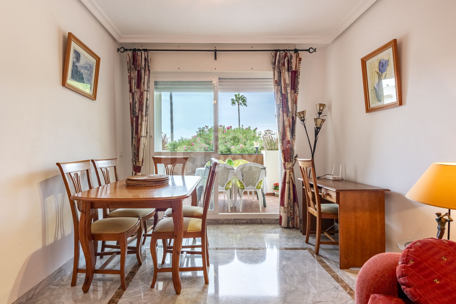 2-BEDROOM APARTMENT IN LORCRIMAR 3, NUEVA ANDALUCÍA – WALKING DISTANCE TO PUERTO BANÚS