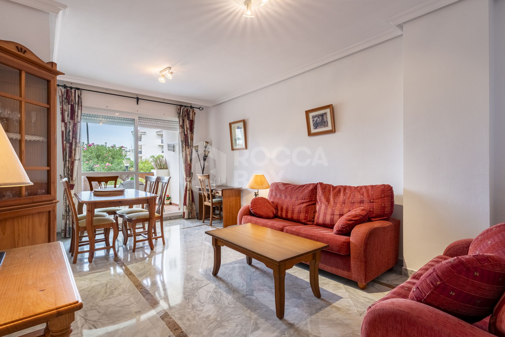 2-BEDROOM APARTMENT IN LORCRIMAR 3, NUEVA ANDALUCÍA – WALKING DISTANCE TO PUERTO BANÚS