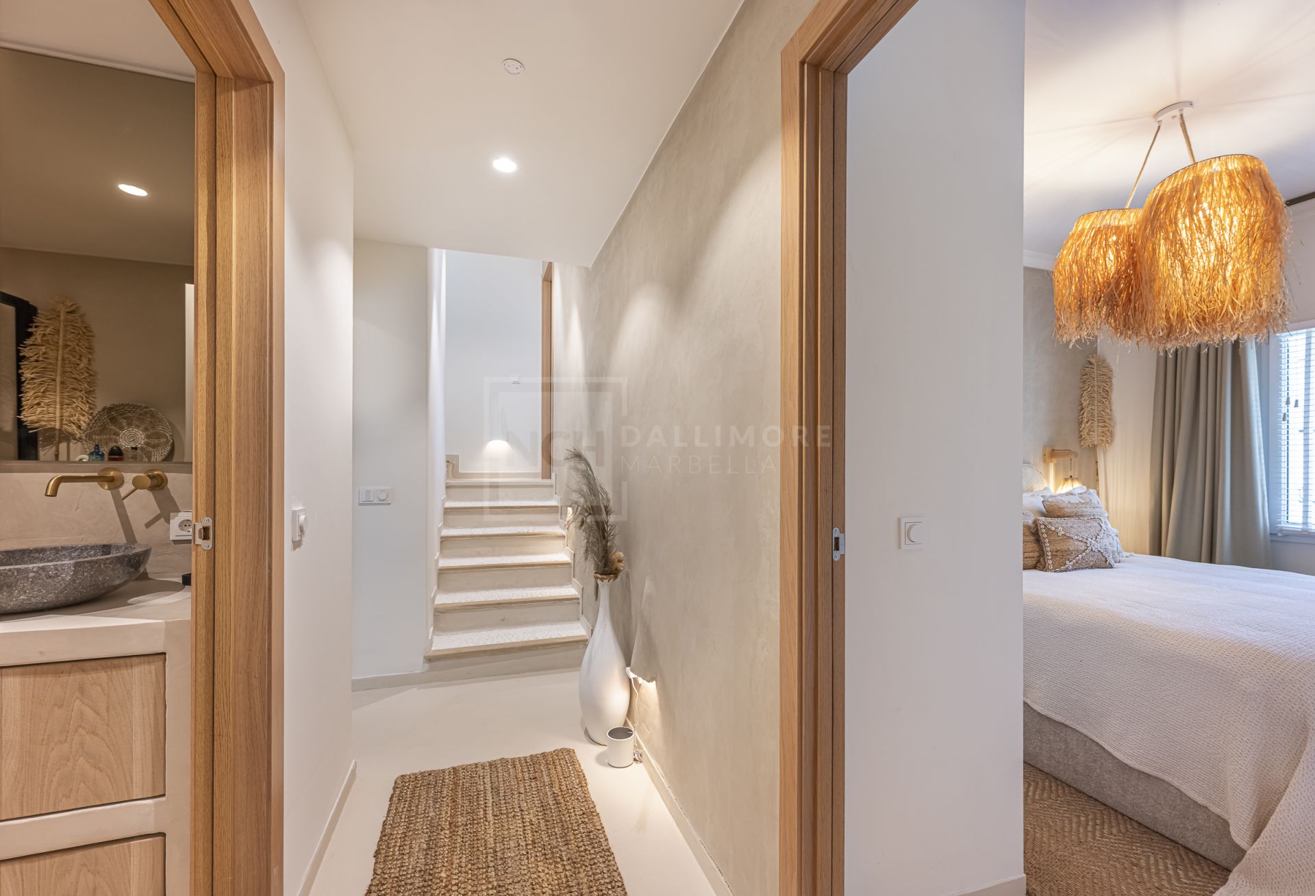 VILLA TOTALMENTE REFORMADA EN ATALAYA DE RÍO VERDE