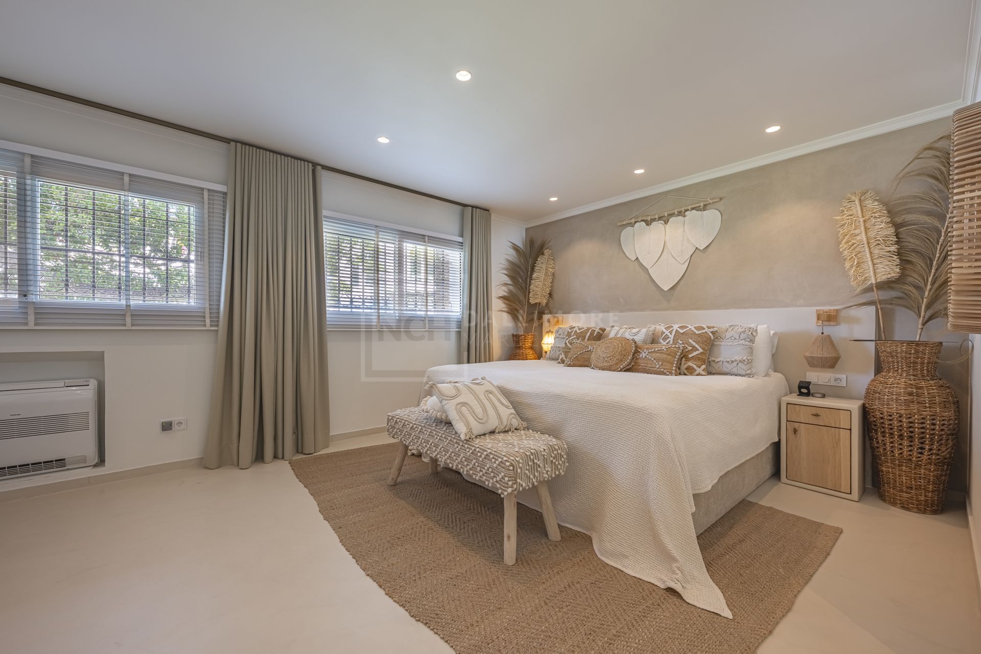 VILLA TOTALMENTE REFORMADA EN ATALAYA DE RÍO VERDE