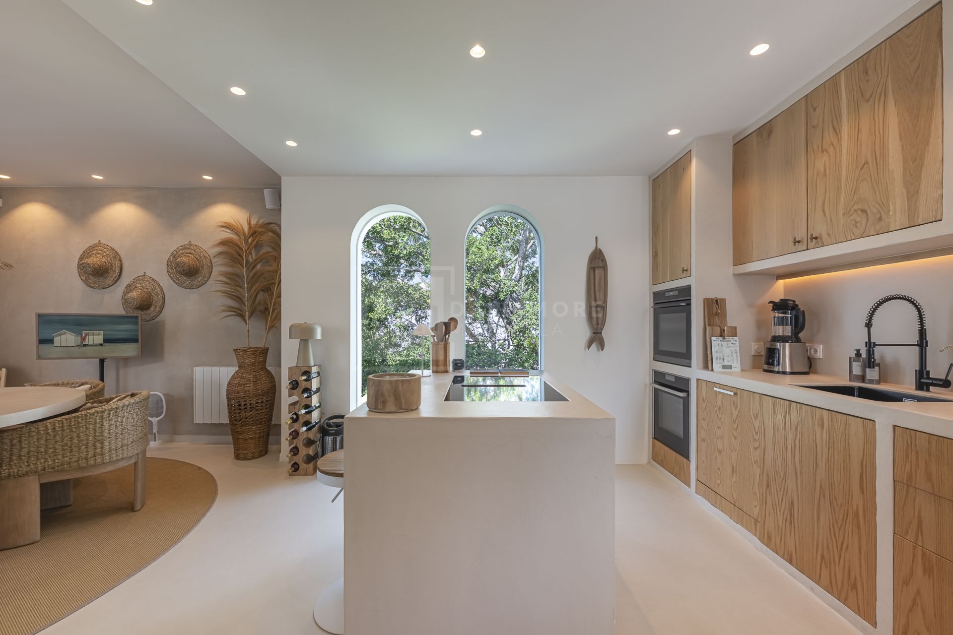 VILLA TOTALMENTE REFORMADA EN ATALAYA DE RÍO VERDE