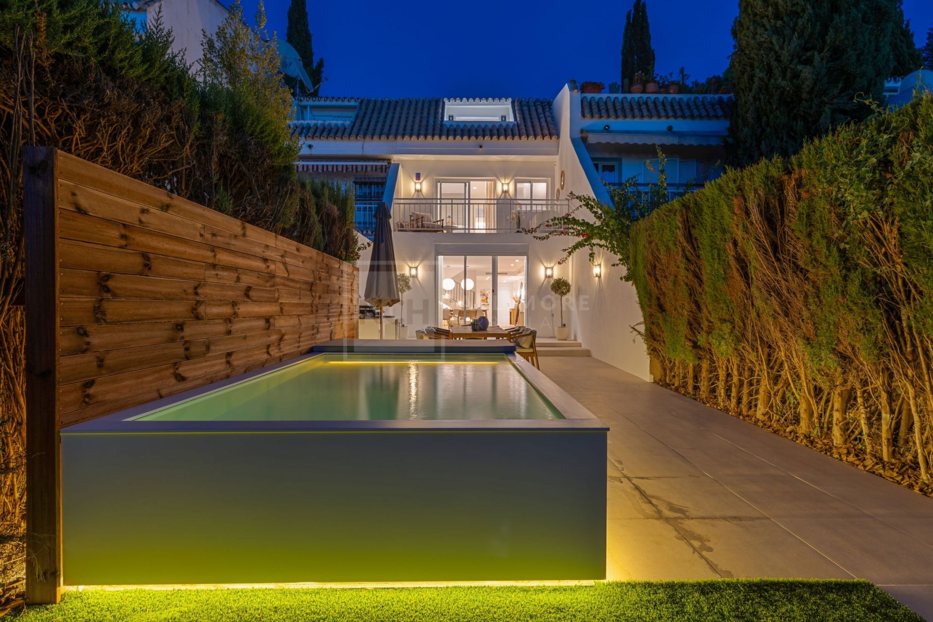 Casa Montana – Elegancia Moderna en el Corazón de Nagüeles