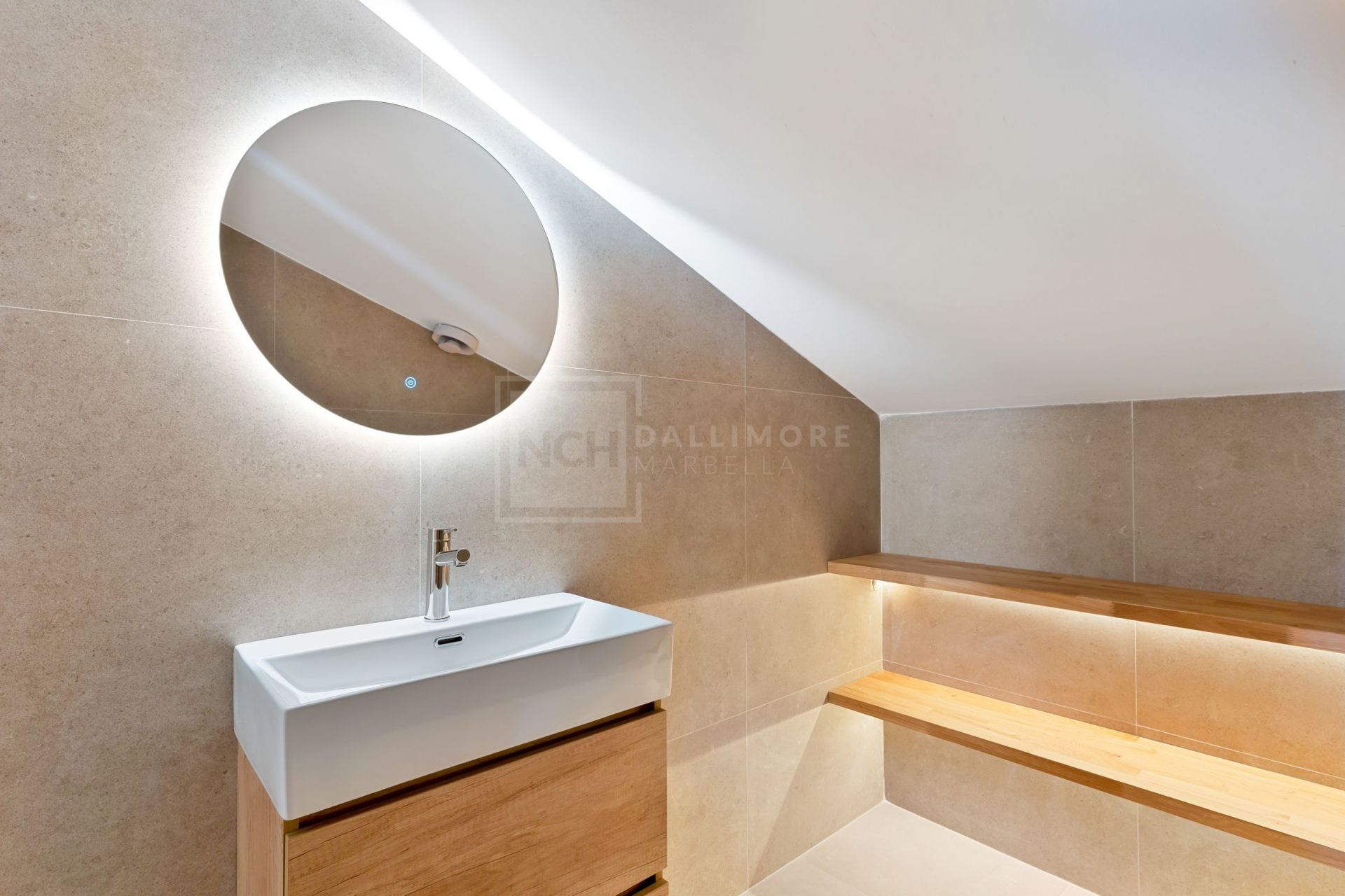 Casa Montana – Elegancia Moderna en el Corazón de Nagüeles