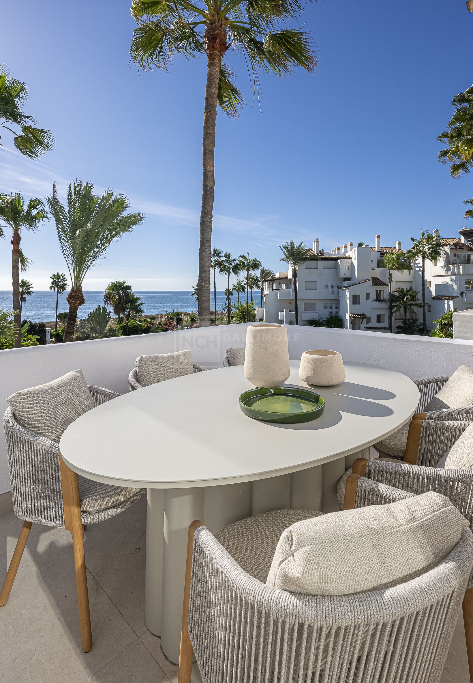 Apartamento en Primera Línea de Playa en la Nueva Milla de Oro