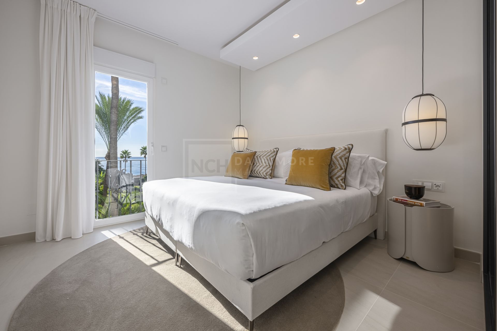 Apartamento en Primera Línea de Playa en la Nueva Milla de Oro