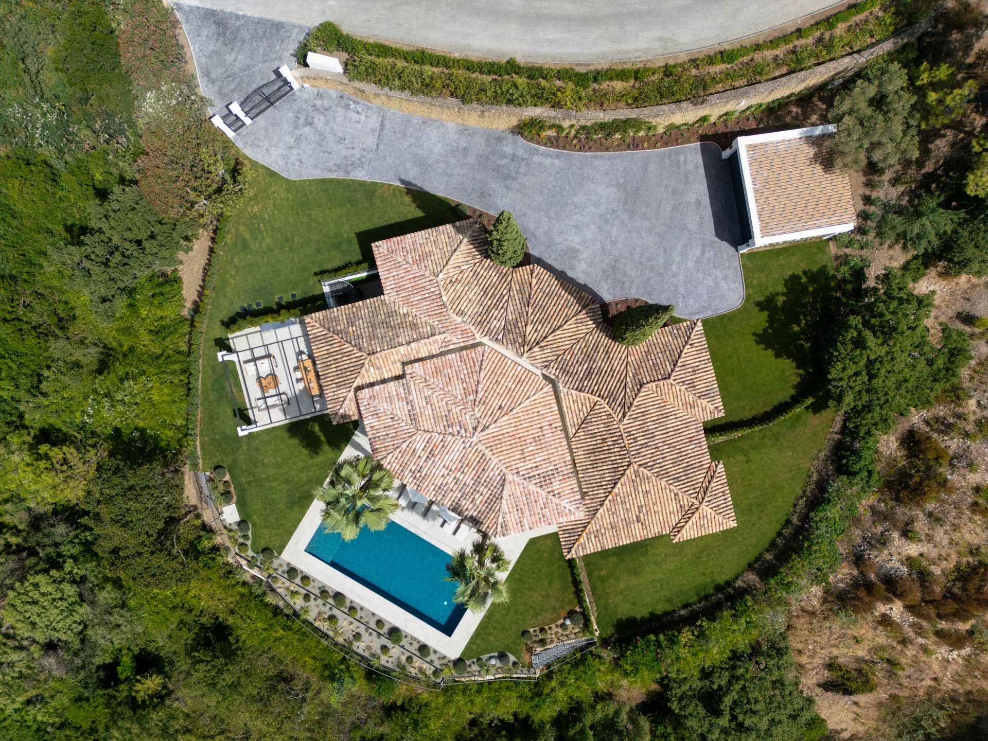 Villa Liora, La Zagaleta – Elegancia Moderna en el Mejor Entorno Natural