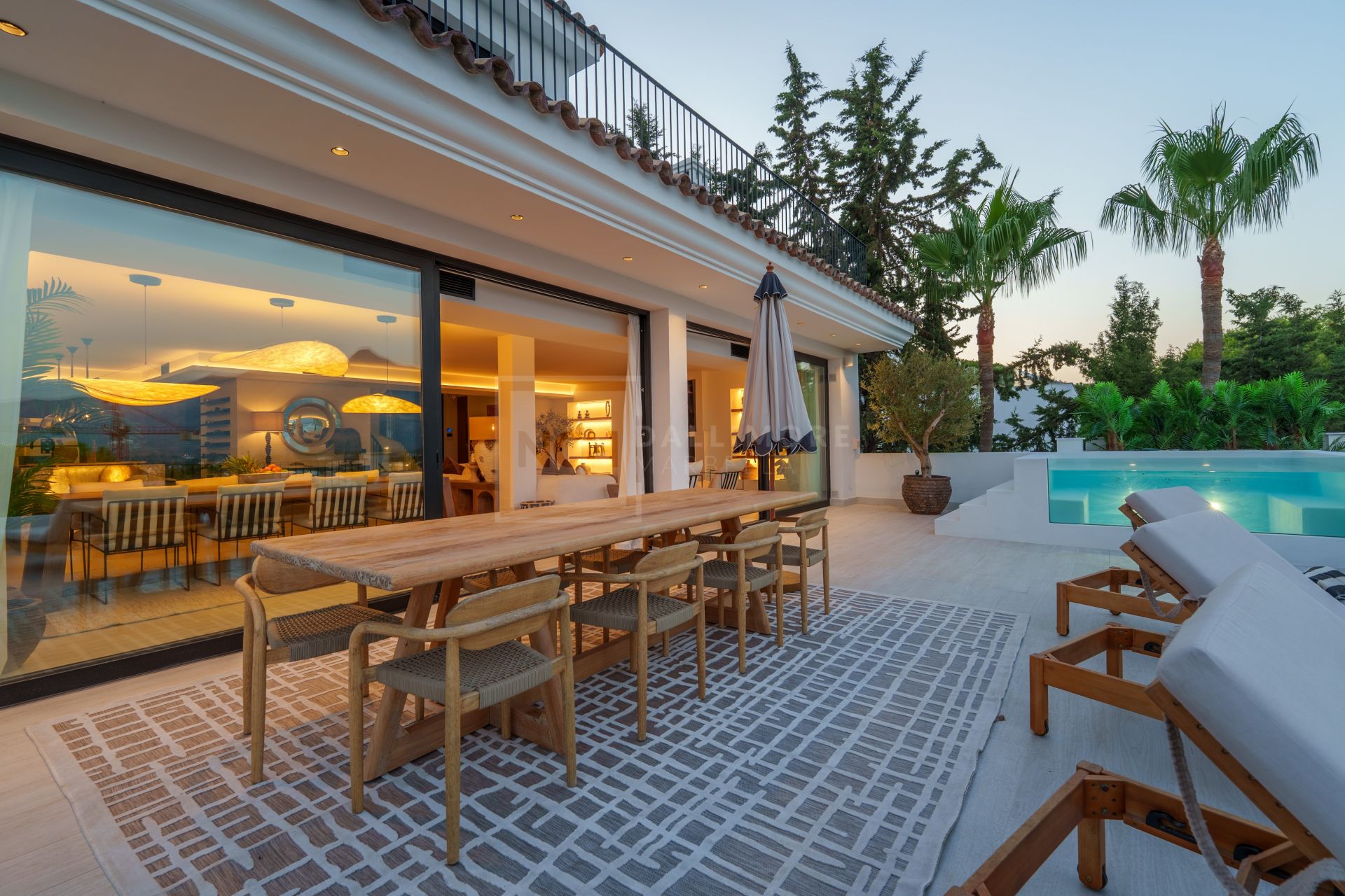 Villa Cielomar - Exquisita mansión orientada al suroeste con vistas panorámicas al mar y a la montaña