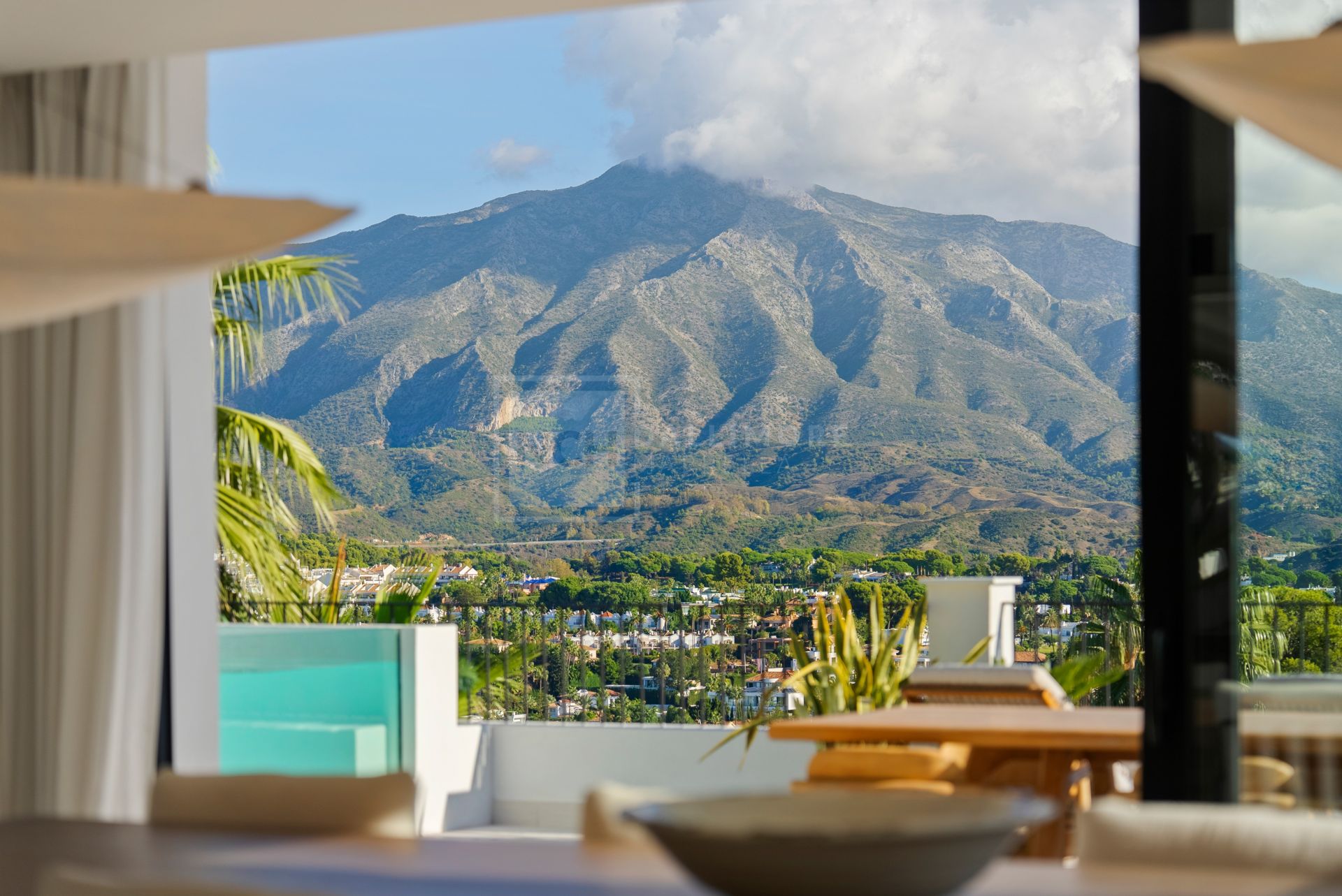 Villa Cielomar - Exquisita mansión orientada al suroeste con vistas panorámicas al mar y a la montaña