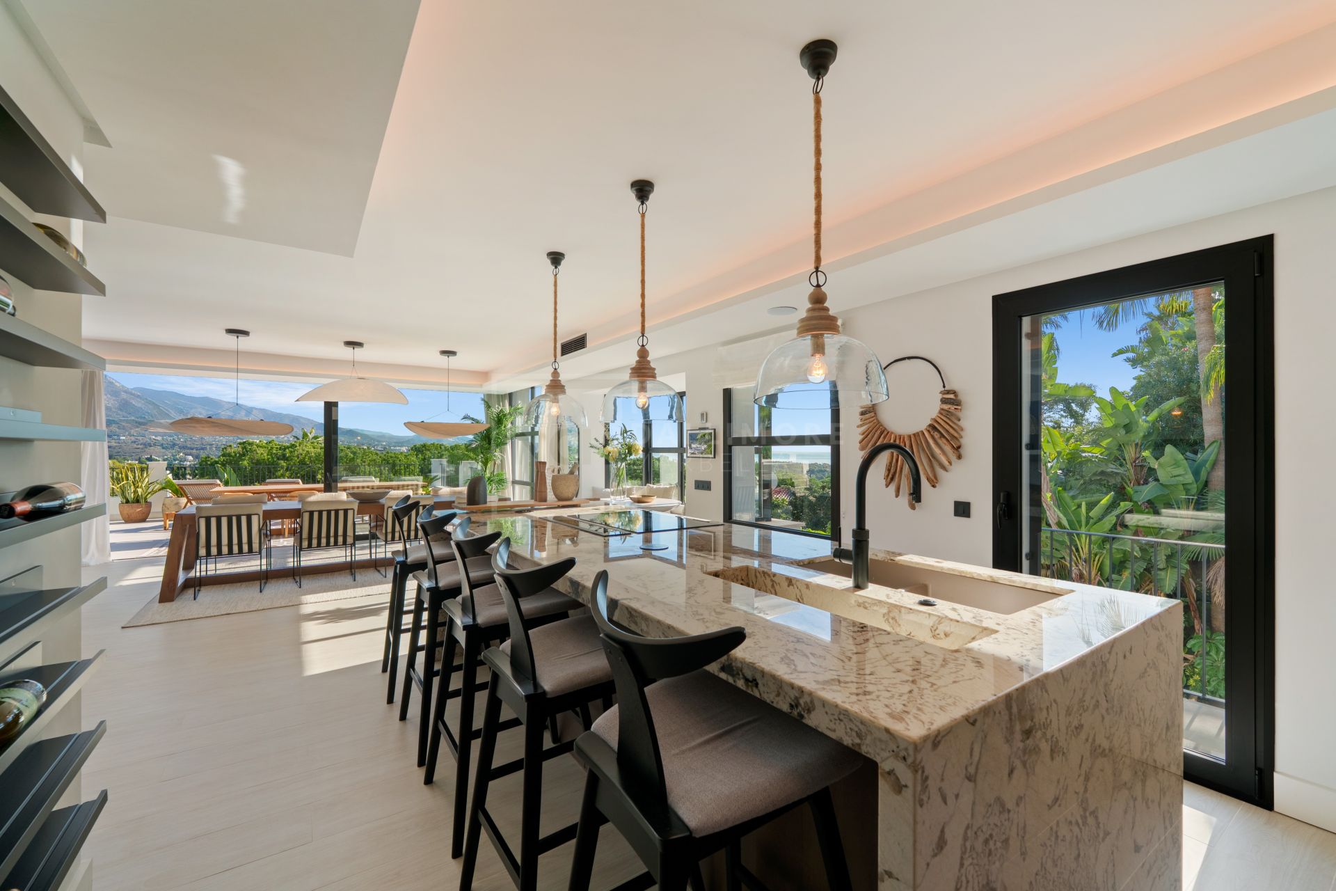 Villa Cielomar - Exquisita mansión orientada al suroeste con vistas panorámicas al mar y a la montaña