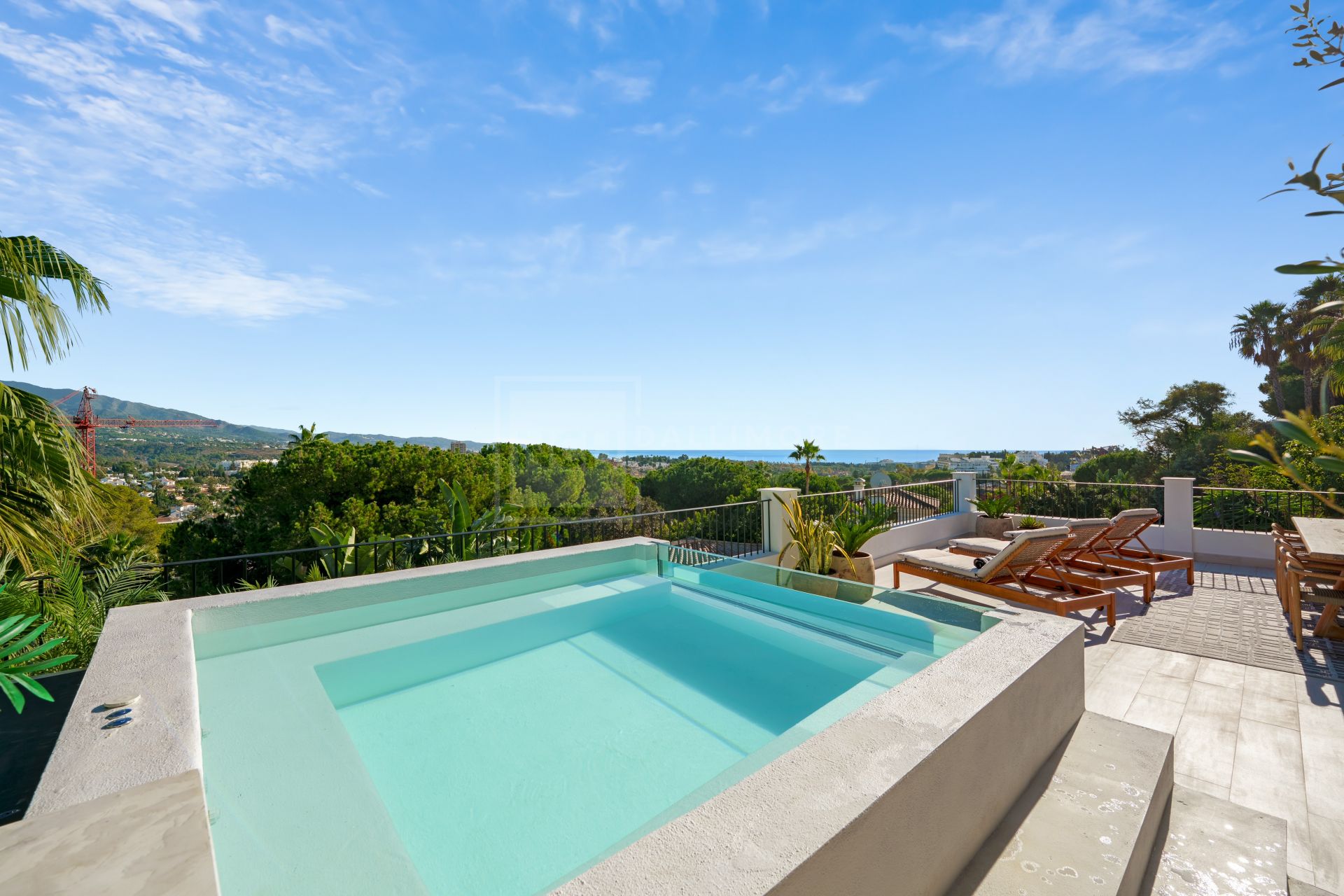 Villa Cielomar - Exquisita mansión orientada al suroeste con vistas panorámicas al mar y a la montaña