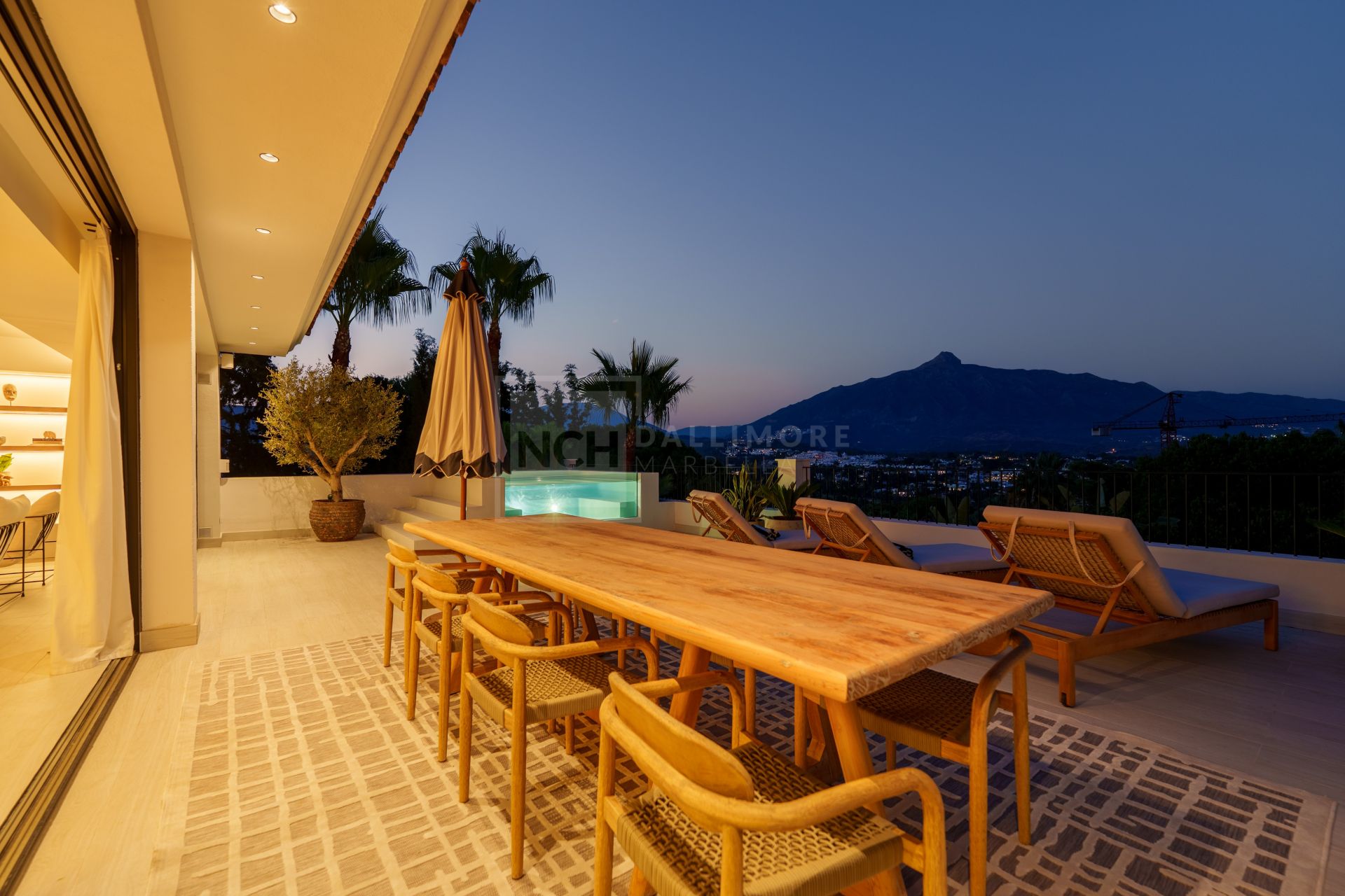 Villa Cielomar - Exquisita mansión orientada al suroeste con vistas panorámicas al mar y a la montaña