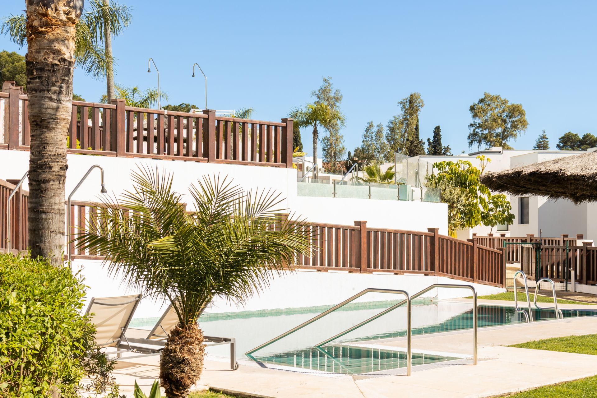 Elegant 3-Bedroom Townhouse with Panoramic Views Near Puerto Banús
