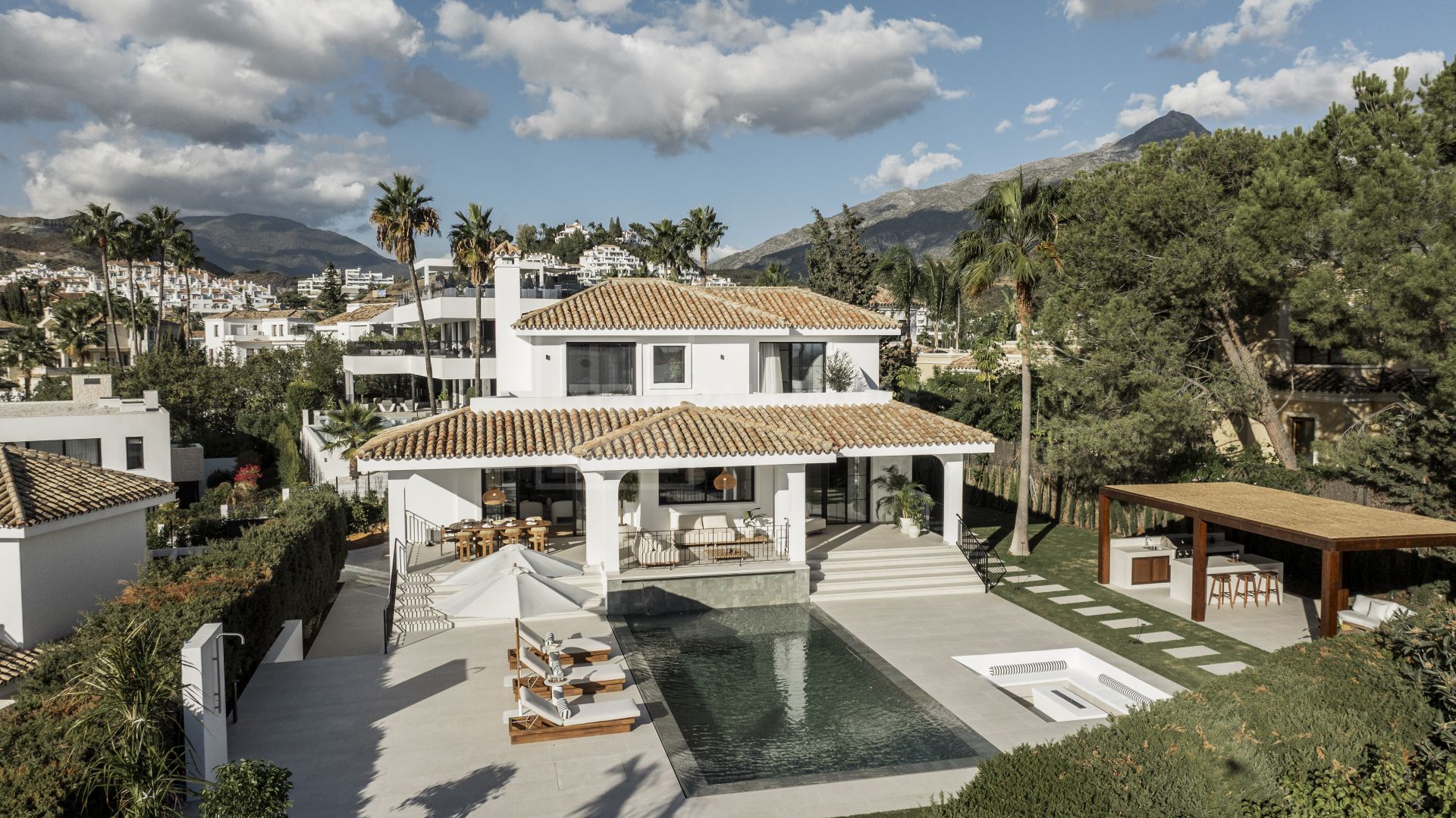 Auriga 13 – A Sanctuary of Modern Luxury in Nueva Andalucía