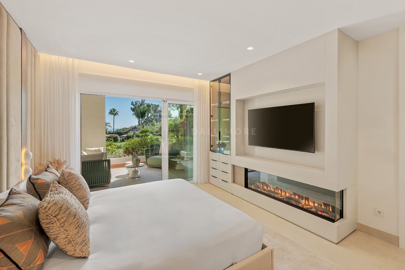Apartamento Planta Baja en venta en Bahía del Velerín, Estepona Este
