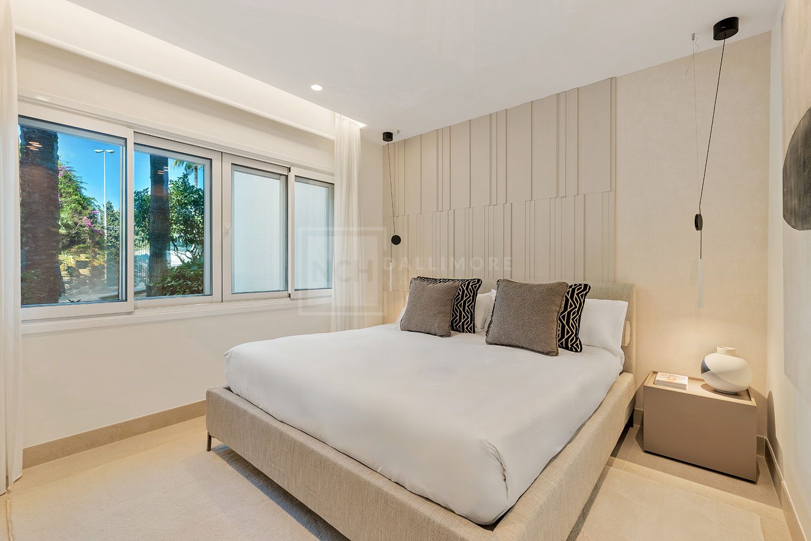 Apartamento Planta Baja en venta en Bahía del Velerín, Estepona Este