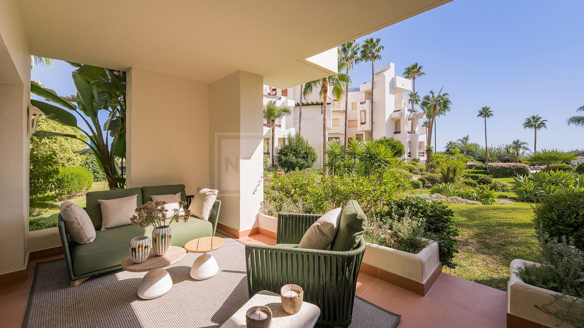 Apartamento Planta Baja en venta en Bahía del Velerín, Estepona Este