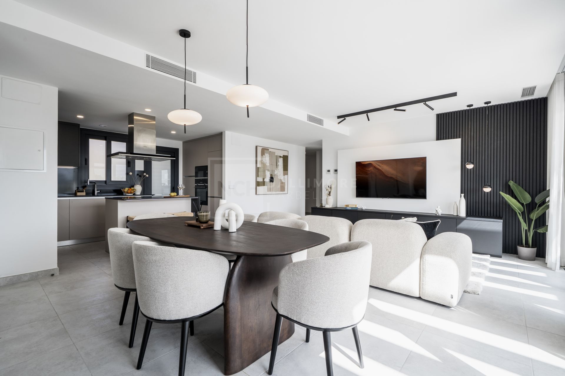 BRAND-NEW PENTHOUSE WITH PANORAMIC VIEWS LOCATED IN ATALAYA