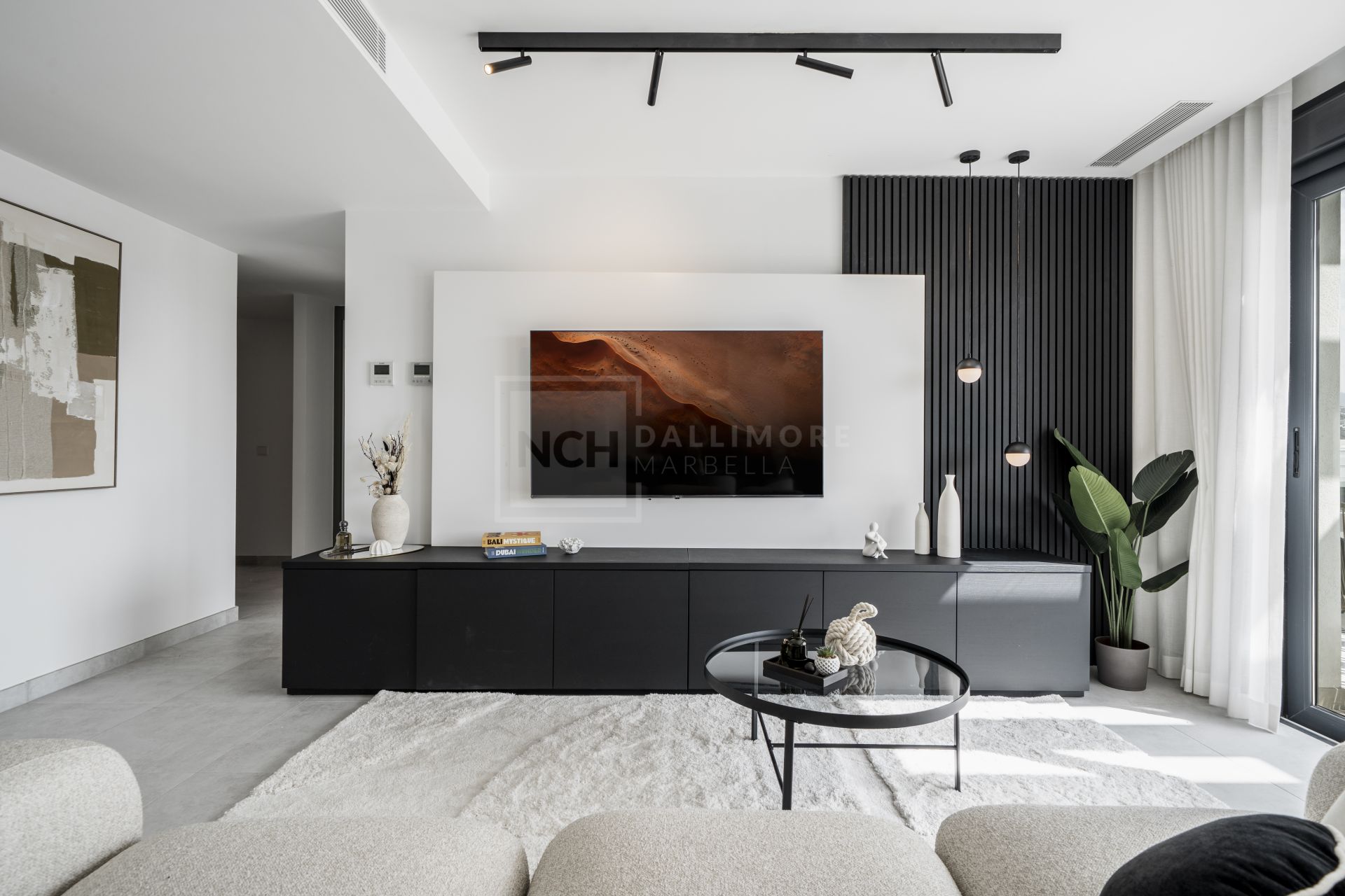 BRAND-NEW PENTHOUSE WITH PANORAMIC VIEWS LOCATED IN ATALAYA