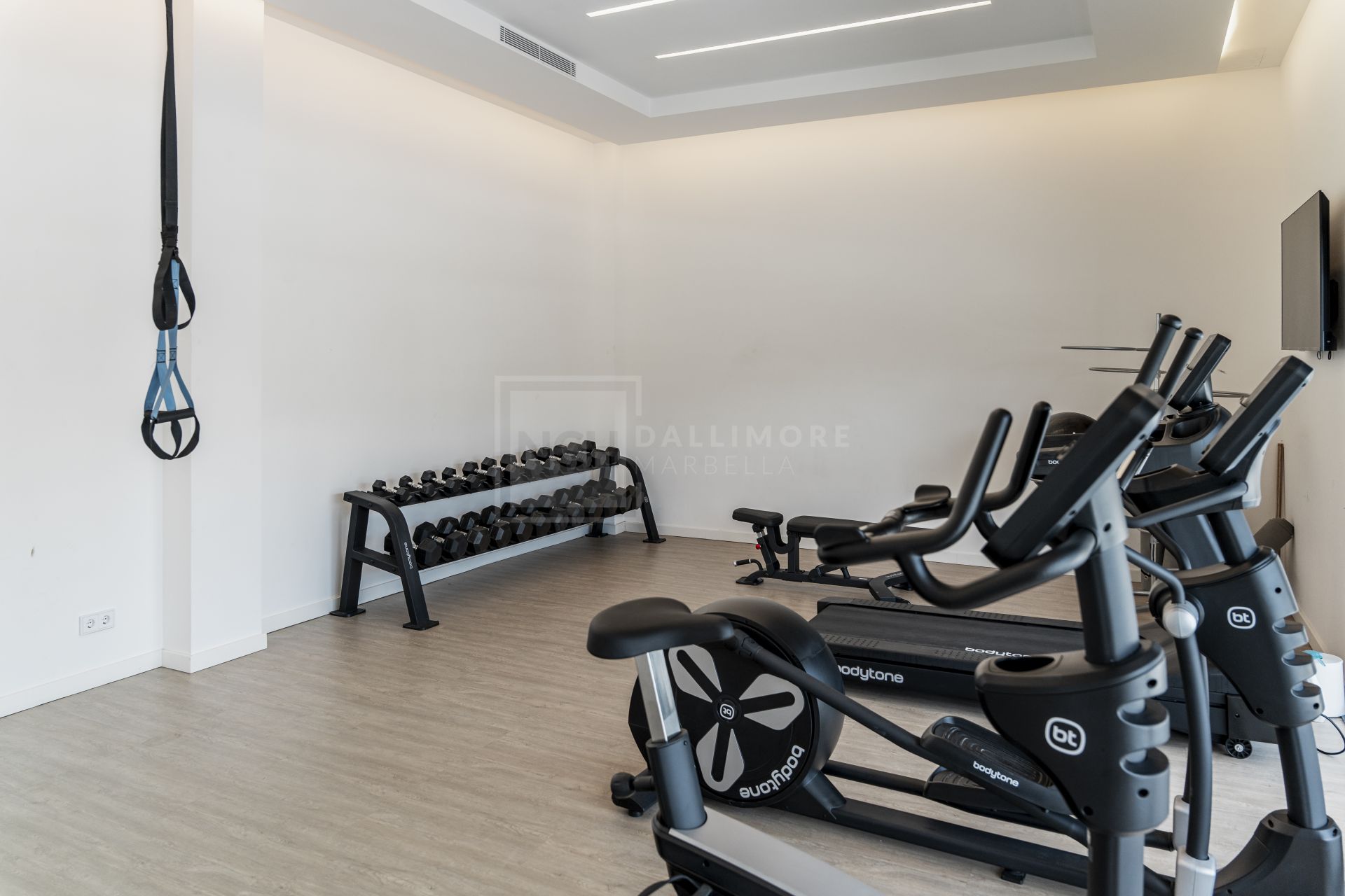 BRAND-NEW PENTHOUSE WITH PANORAMIC VIEWS LOCATED IN ATALAYA