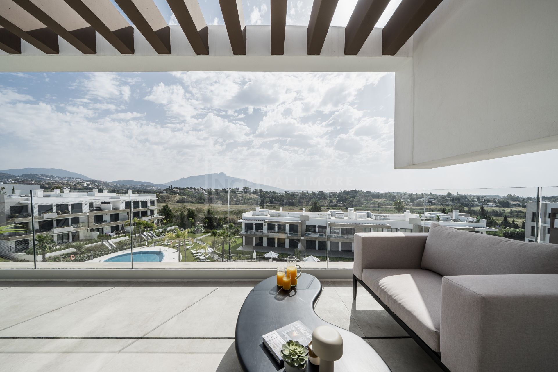 BRAND-NEW PENTHOUSE WITH PANORAMIC VIEWS LOCATED IN ATALAYA