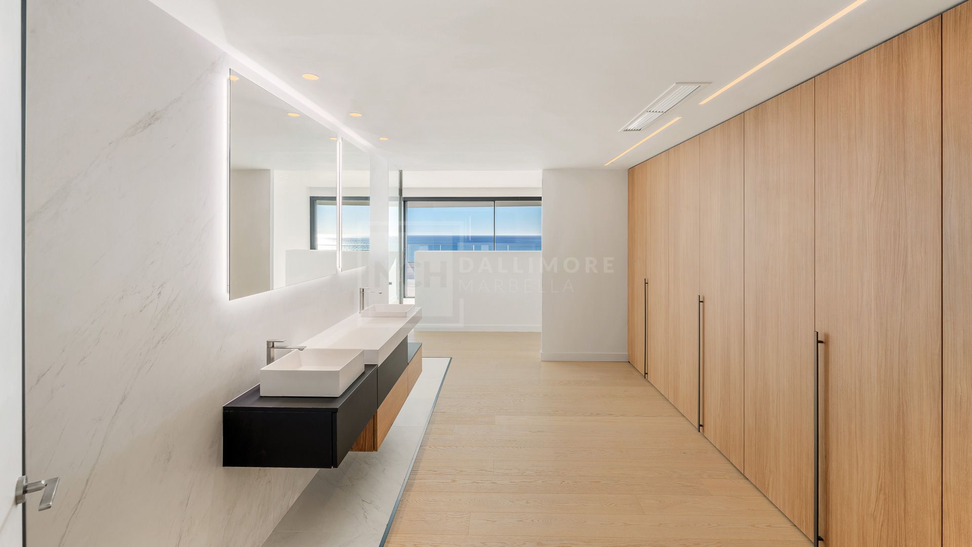 SKY-VILLA CON LAS MEJORES VISTAS DE LA COSTA DEL SOL