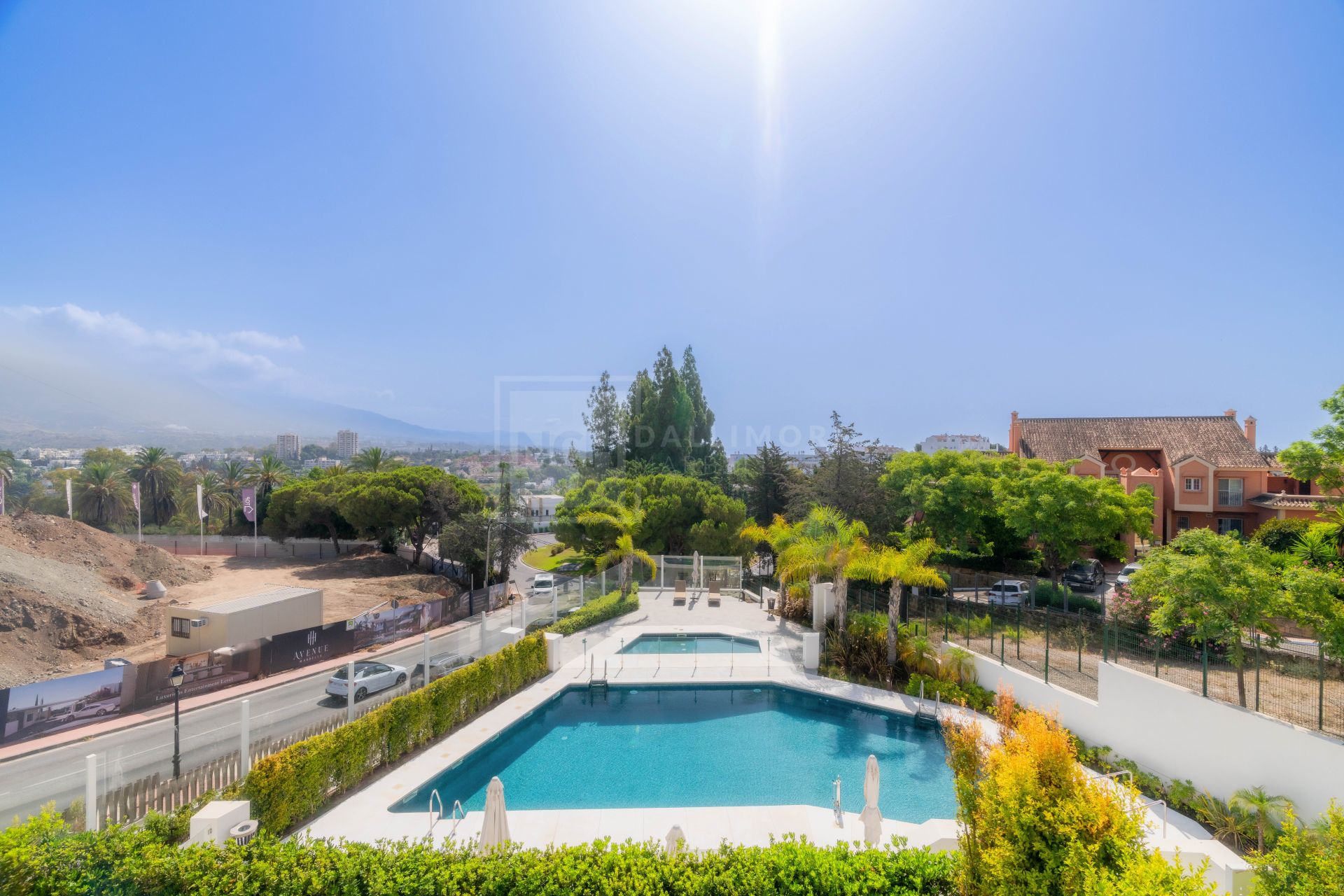 EXCEPTIONAL CONTEMPORARY VILLA IN NUEVA ANDALUCÍA’S MOST SECURE GATED COMMUNITY