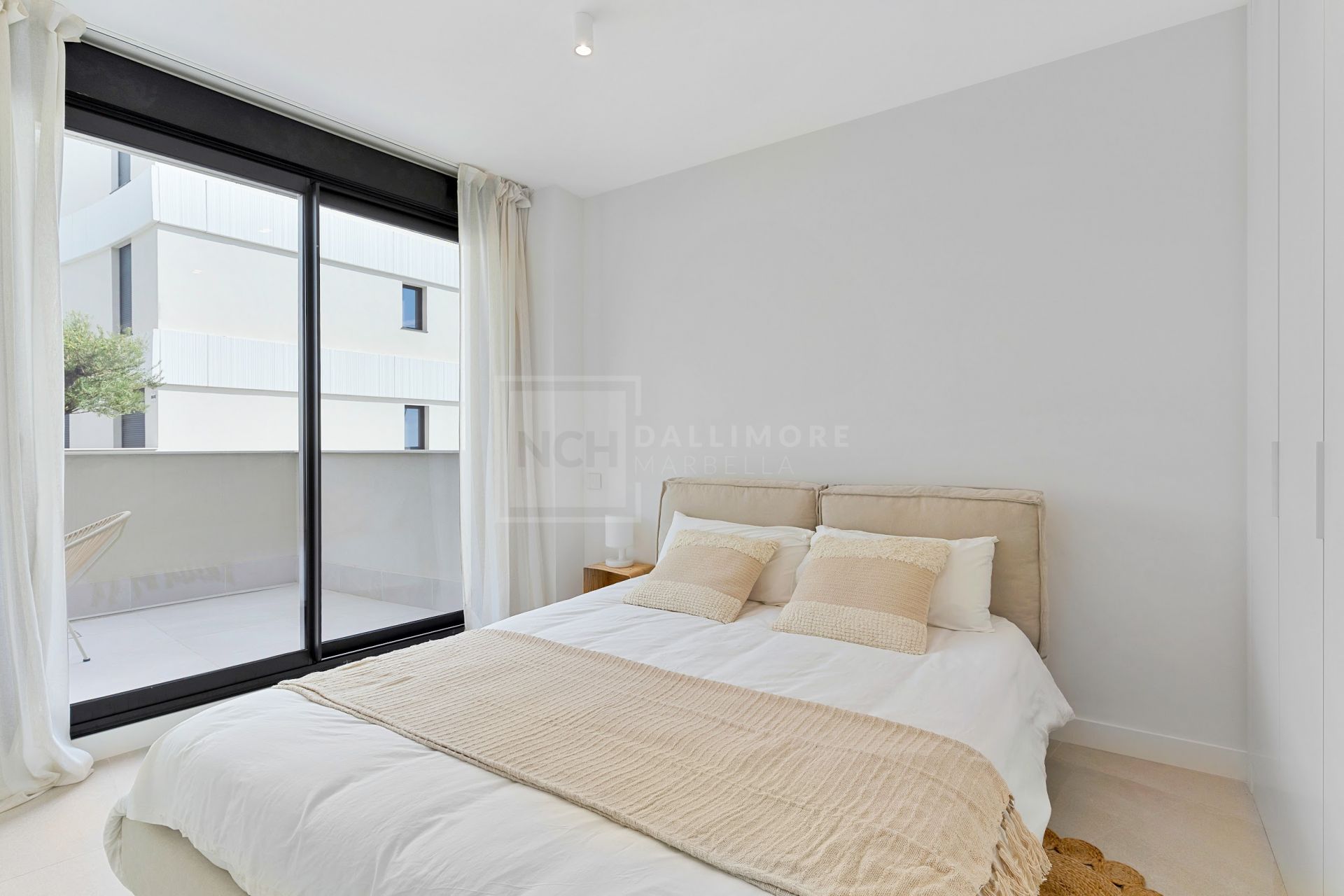 SOUTH FACING 3-BEDROOM APARTMENT IN VANIAN VIEWS