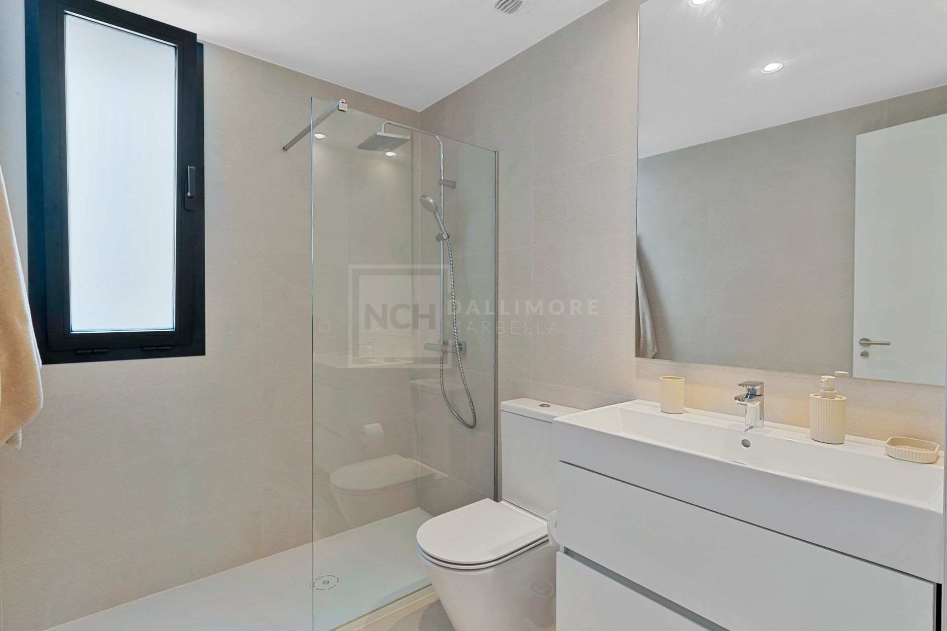 SOUTH FACING 3-BEDROOM APARTMENT IN VANIAN VIEWS