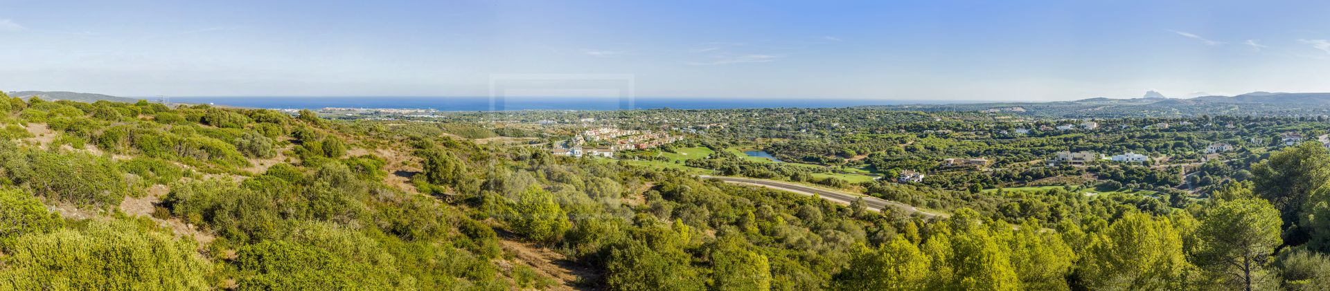 SOTOGRANDE PLOT + 6-BED SIGNATURE VILLA DESIGN BY GUMUCHDJIAN