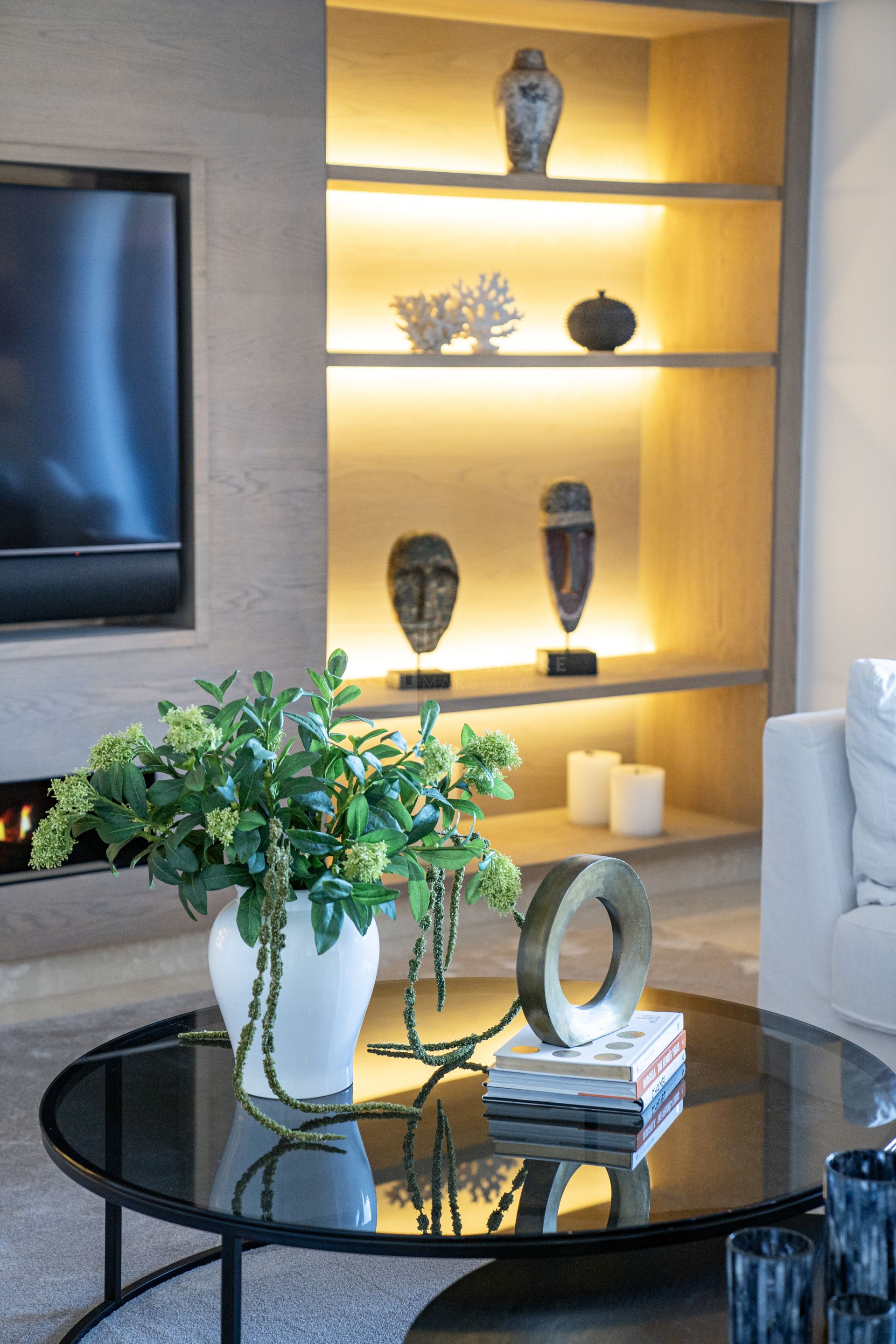 BEACHFRONT DUPLEX PENTHOUSE IN PUERTO BANUS