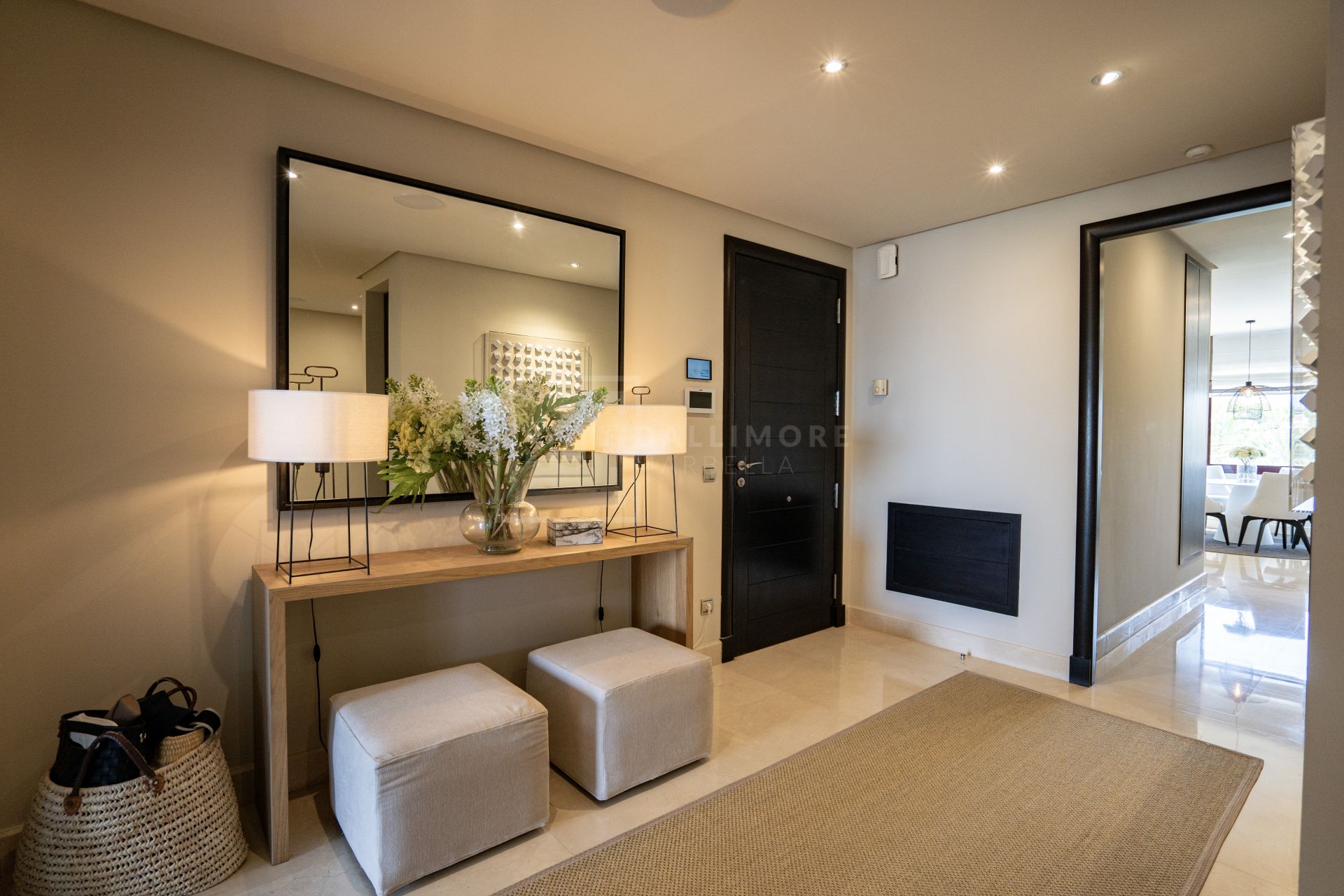 BEACHFRONT DUPLEX PENTHOUSE IN PUERTO BANUS