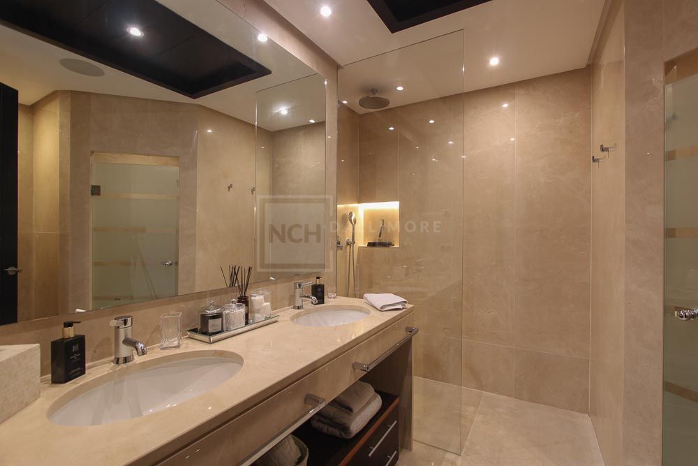 BEACHFRONT DUPLEX PENTHOUSE IN PUERTO BANUS