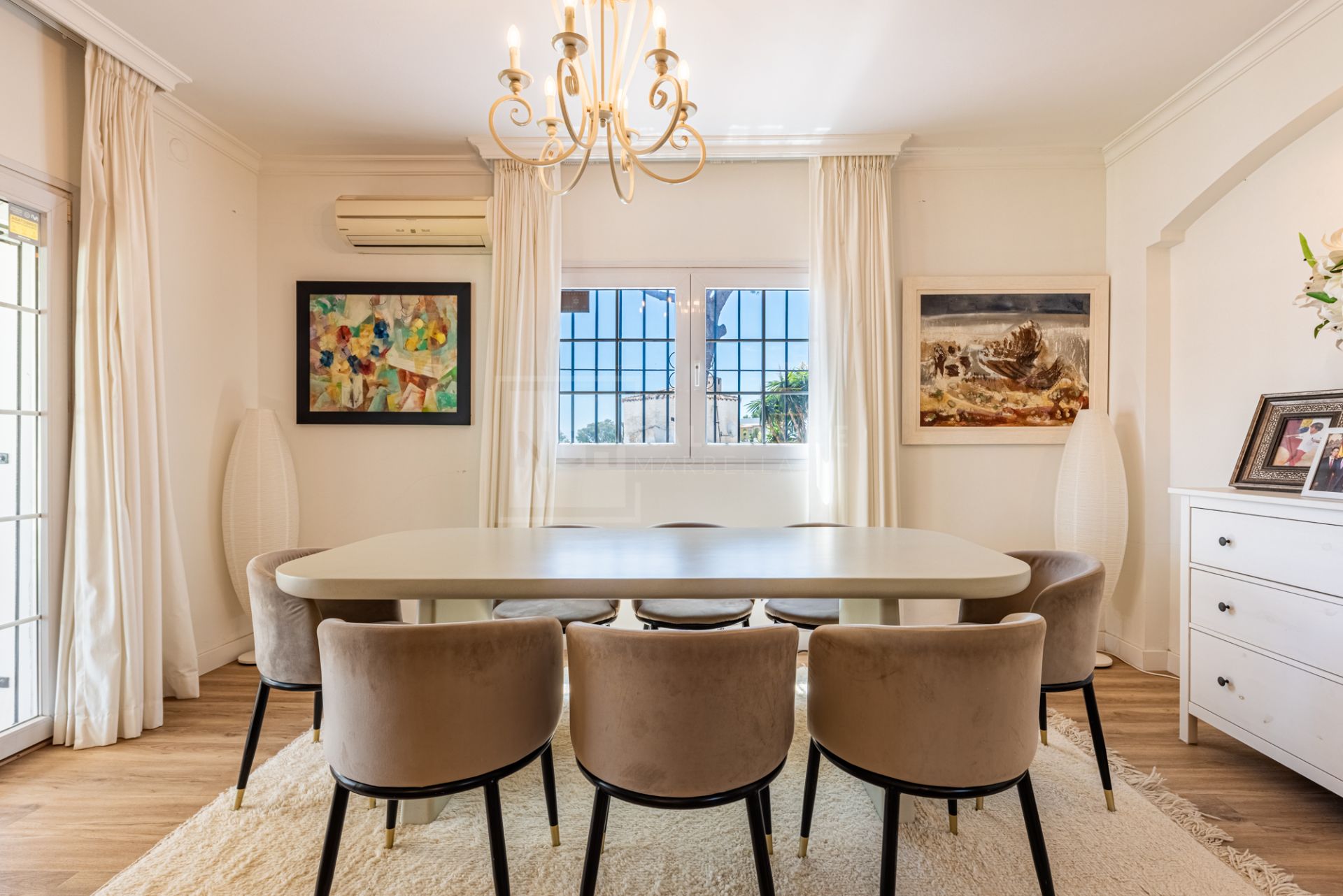 3-BEDROOM VILLA IN MONTE BIARRITZ