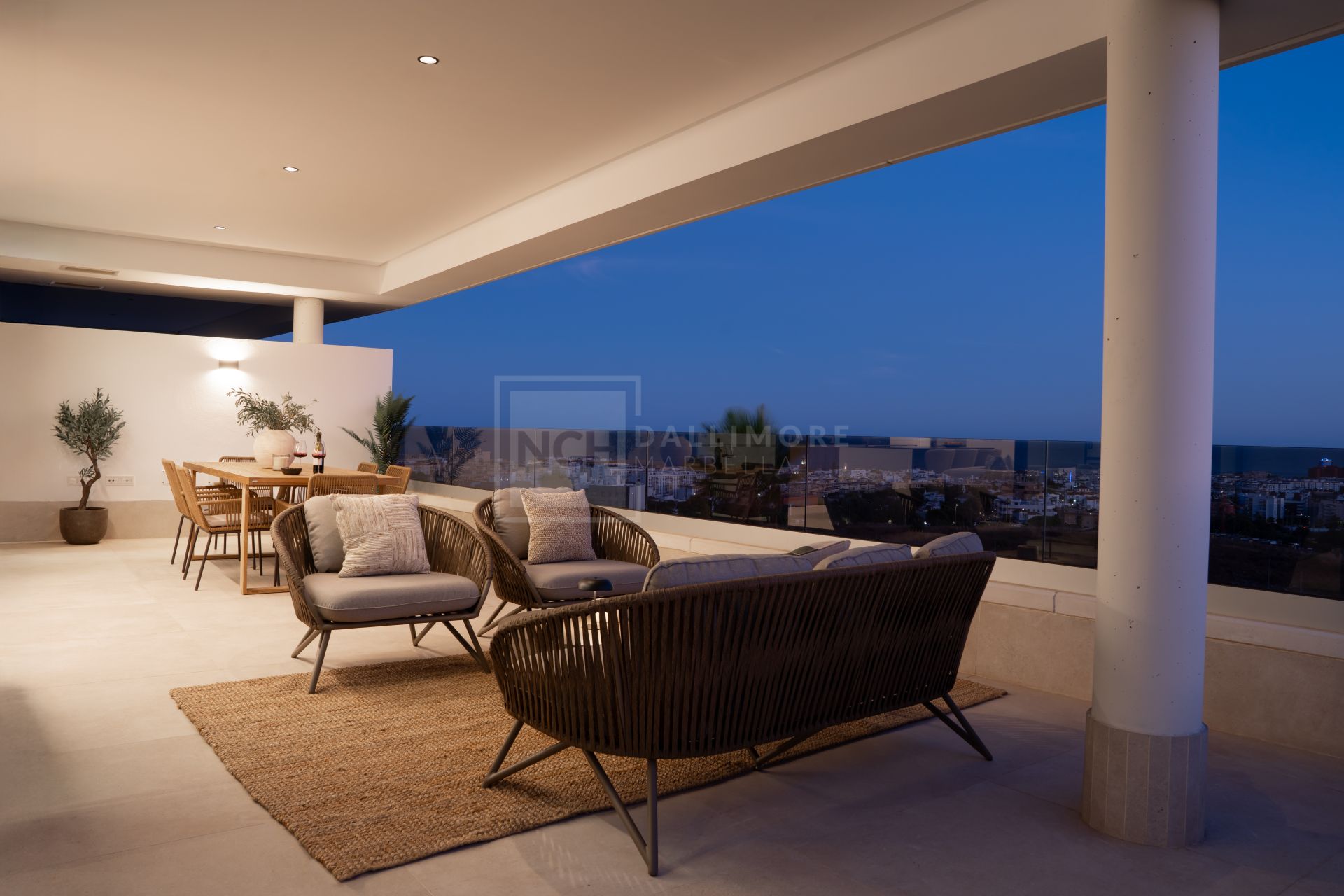 STUNNING SEA VIEW APARTMENT IN MIRADOR DE ESTEPONA HILLS
