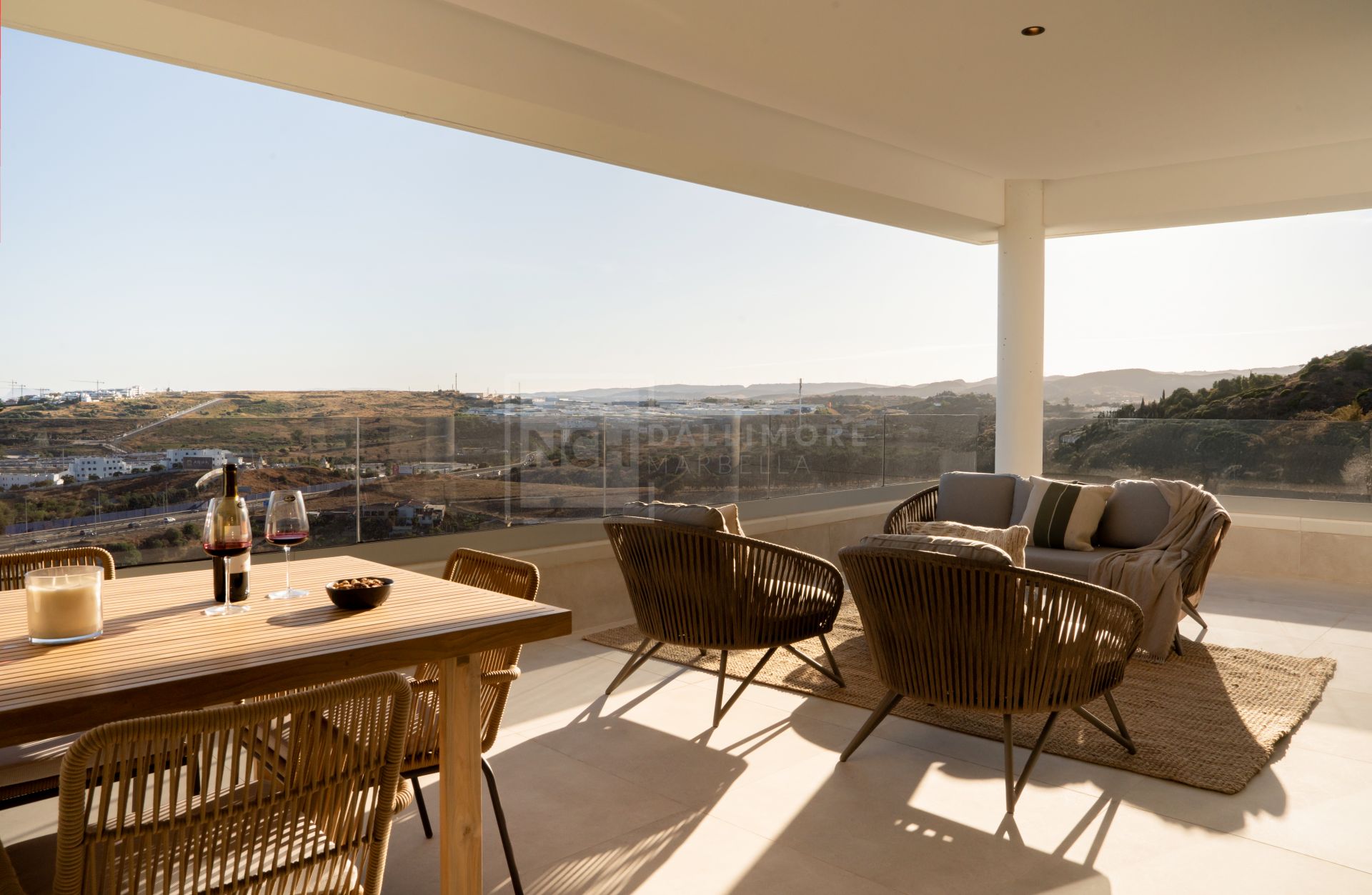 STUNNING SEA VIEW APARTMENT IN MIRADOR DE ESTEPONA HILLS