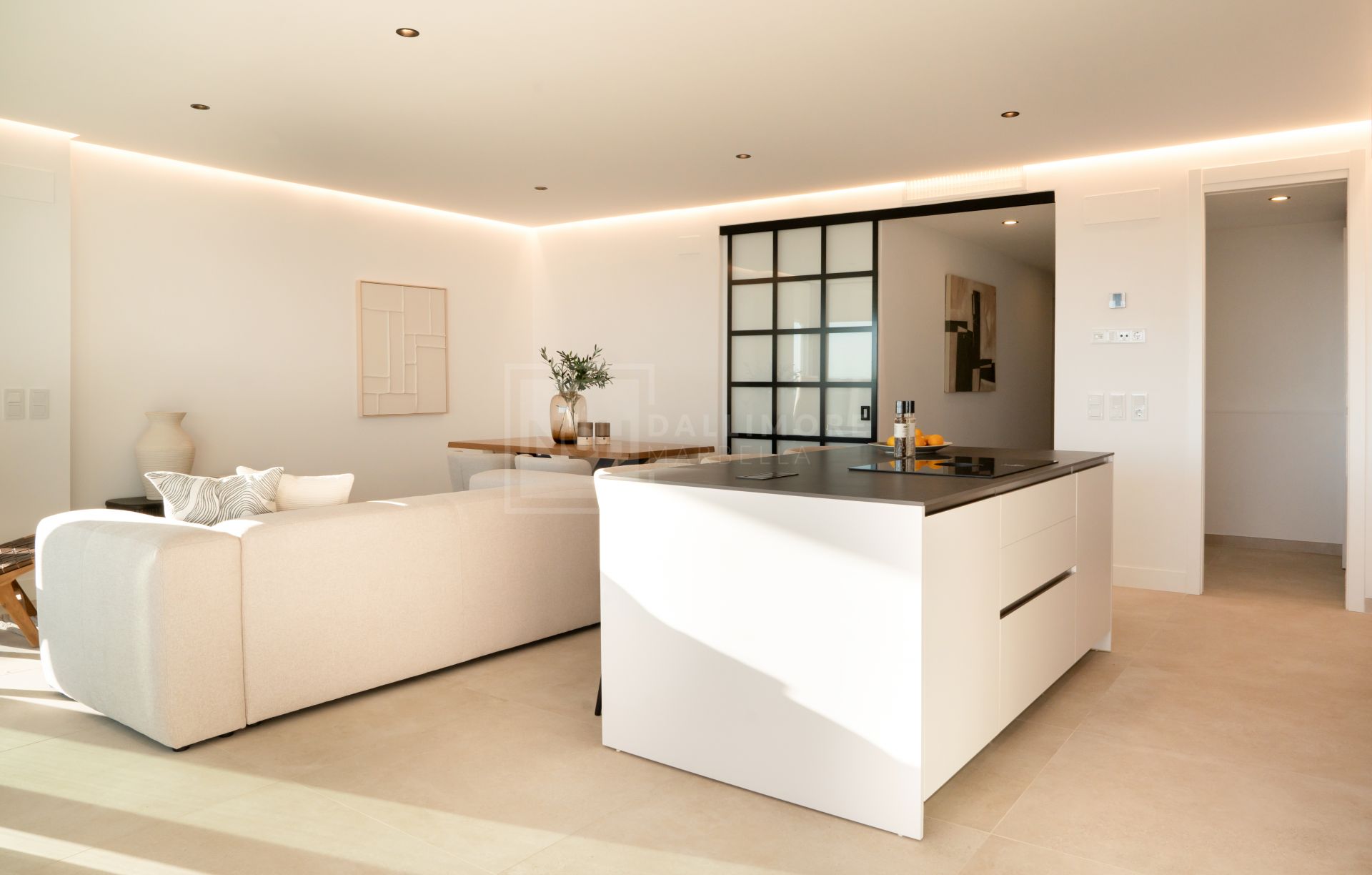 STUNNING SEA VIEW APARTMENT IN MIRADOR DE ESTEPONA HILLS