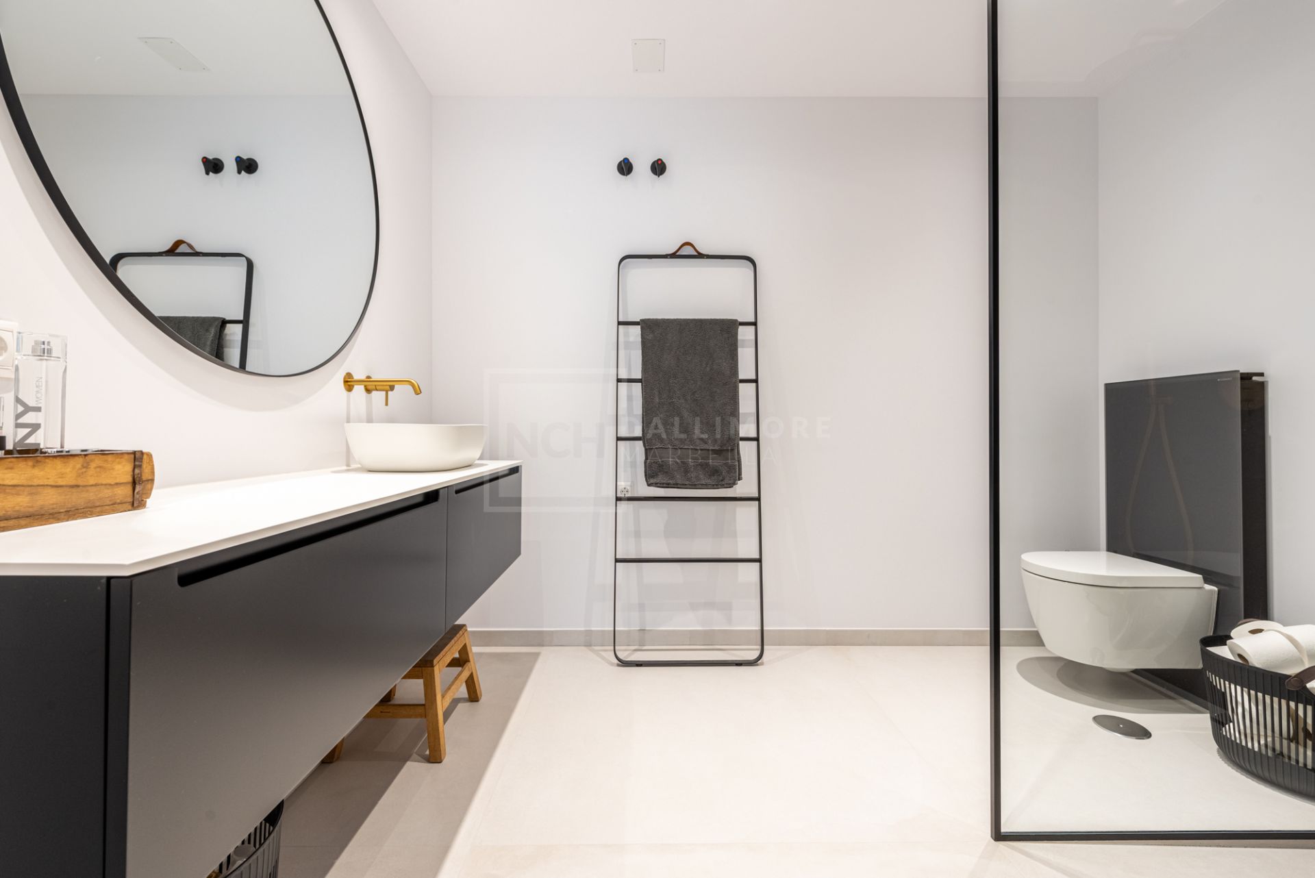 REFURBISHED SEA VIEW APARTMENT IN LA QUINTA