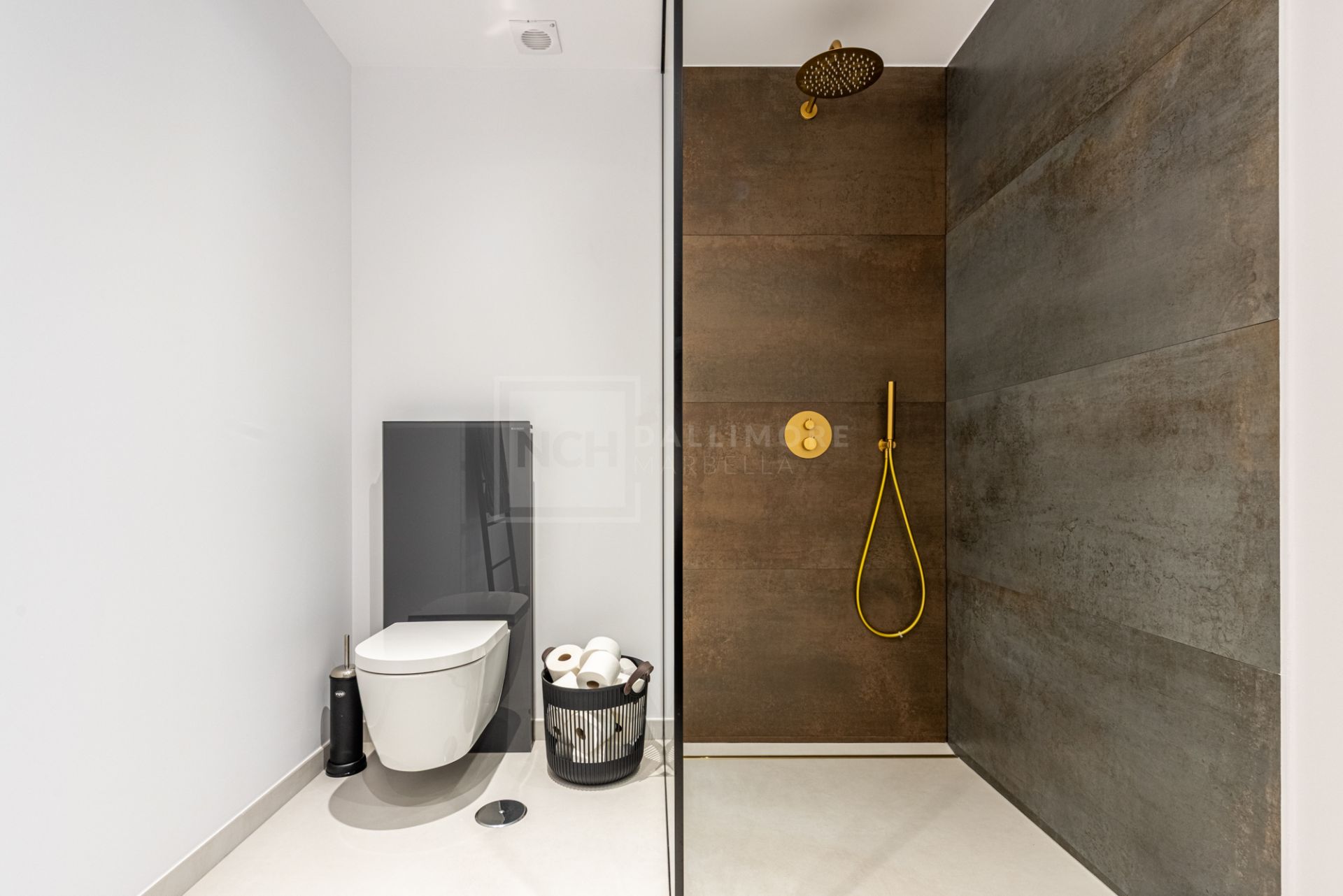 REFURBISHED SEA VIEW APARTMENT IN LA QUINTA