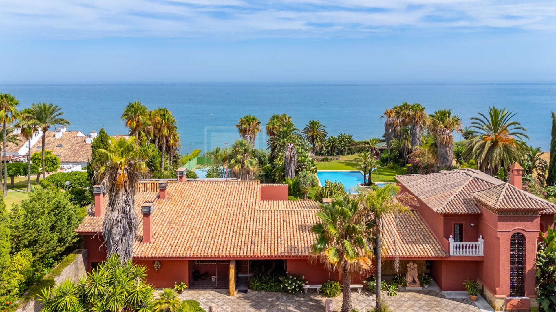 ICONIC BEACHFRONT VILLA ESTATE WITH UNMATCHED POTENTIAL IN ESTEPONA