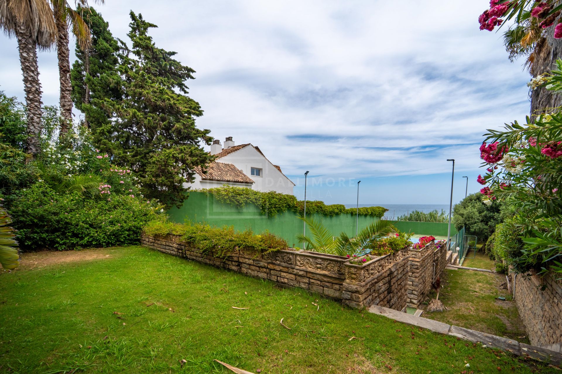 ICONIC BEACHFRONT VILLA ESTATE WITH UNMATCHED POTENTIAL IN ESTEPONA