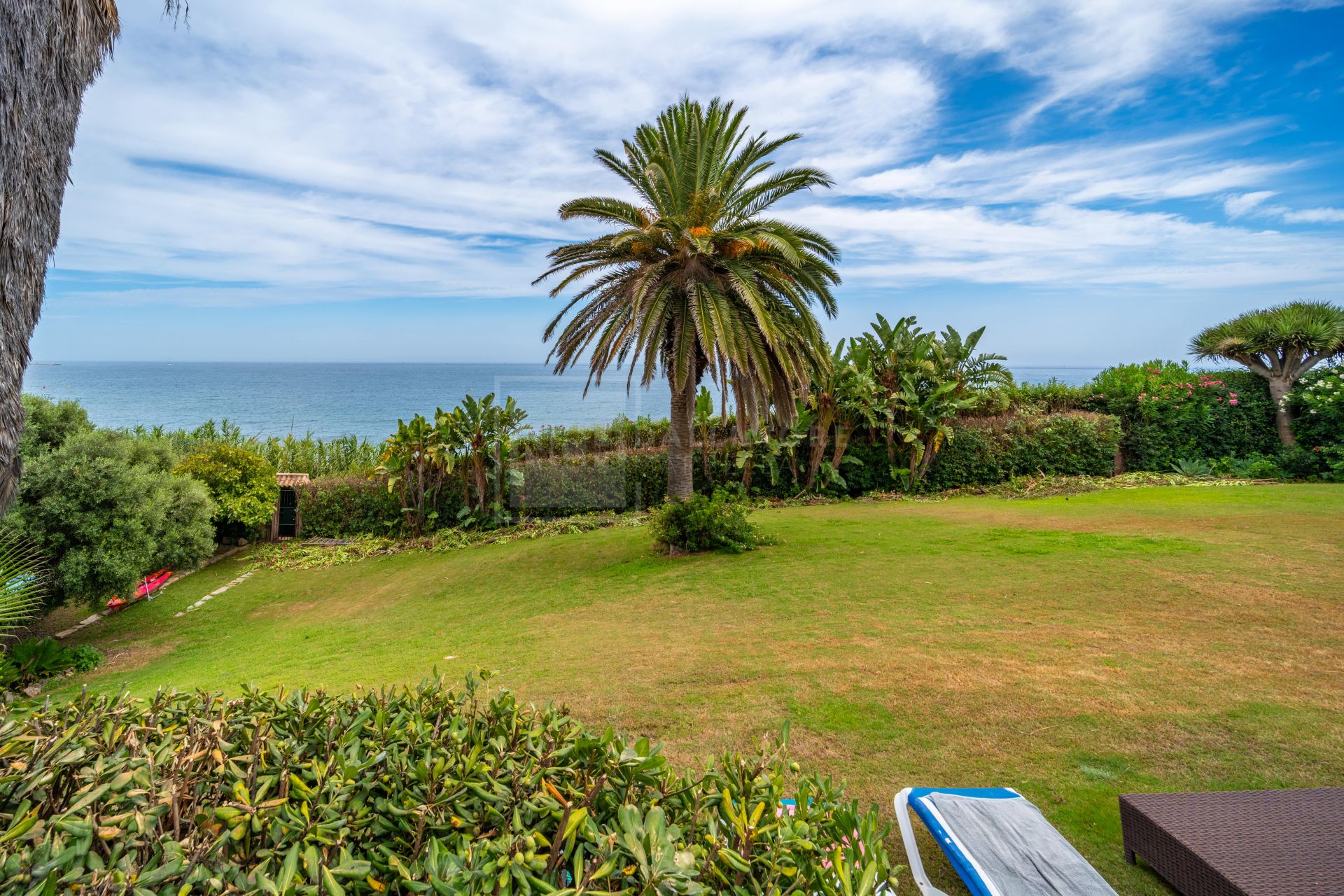 ICONIC BEACHFRONT VILLA ESTATE WITH UNMATCHED POTENTIAL IN ESTEPONA